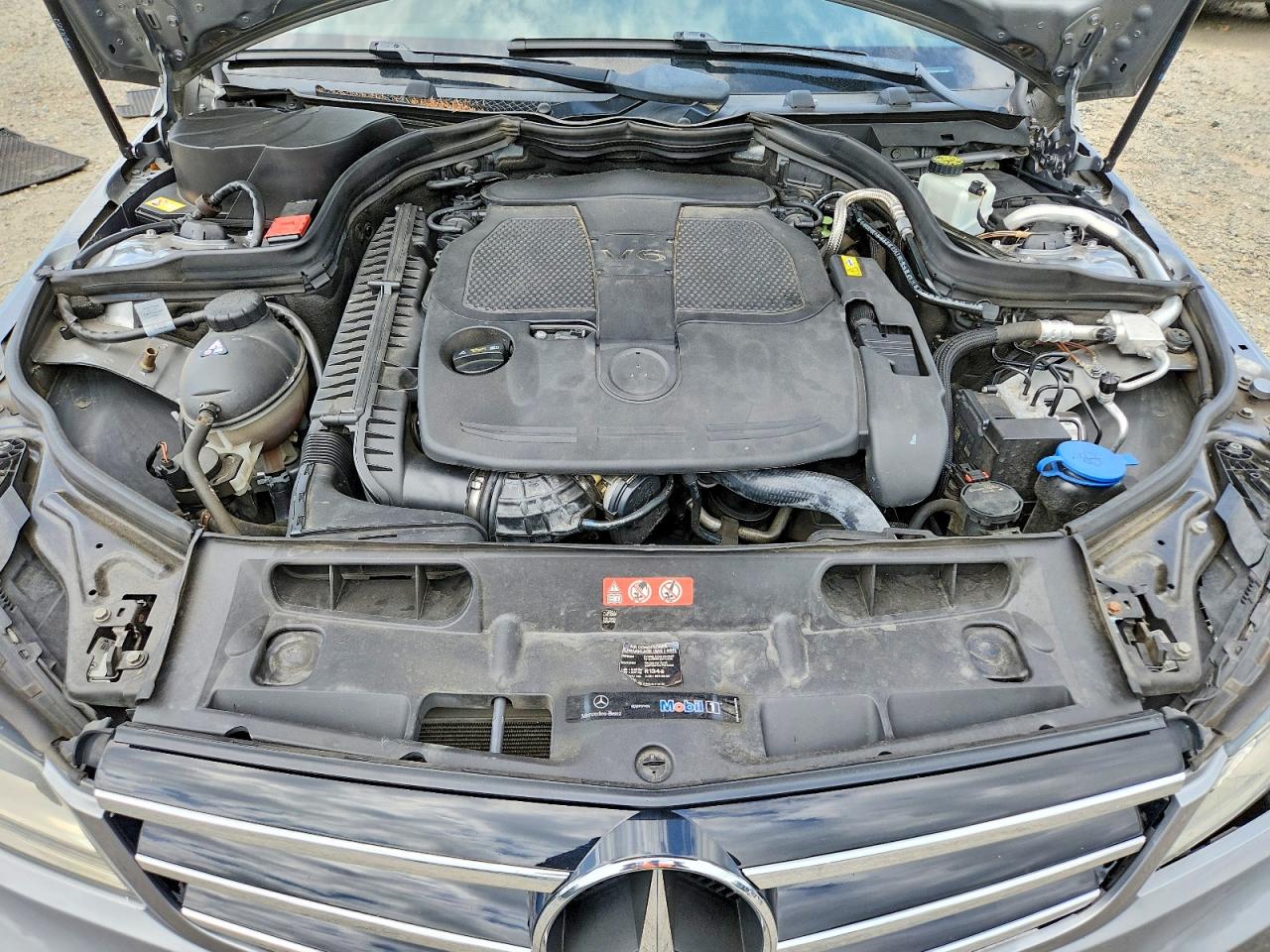 2014 Mercedes-benz C 300 4matic Серый vin: WDDGF8AB5EA939972