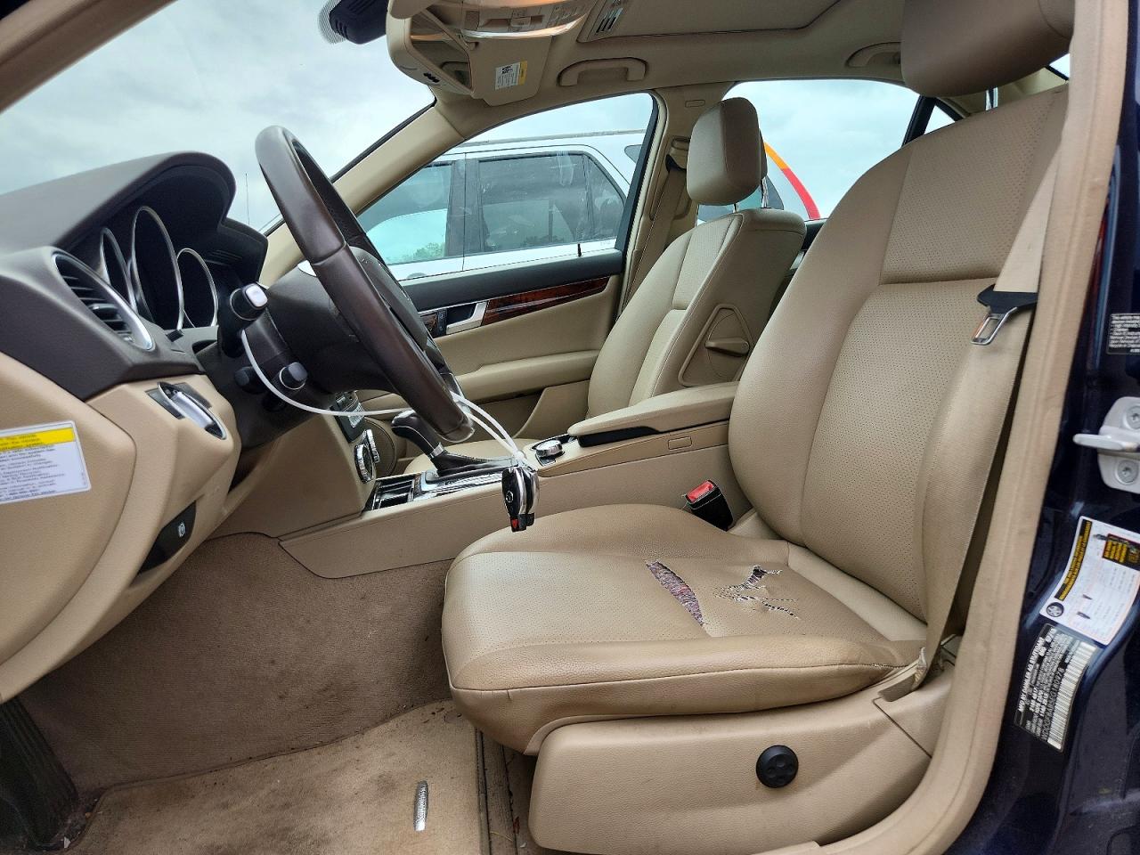 2014 Mercedes-benz C 300 4matic Blue vin: WDDGF8AB5EG180978