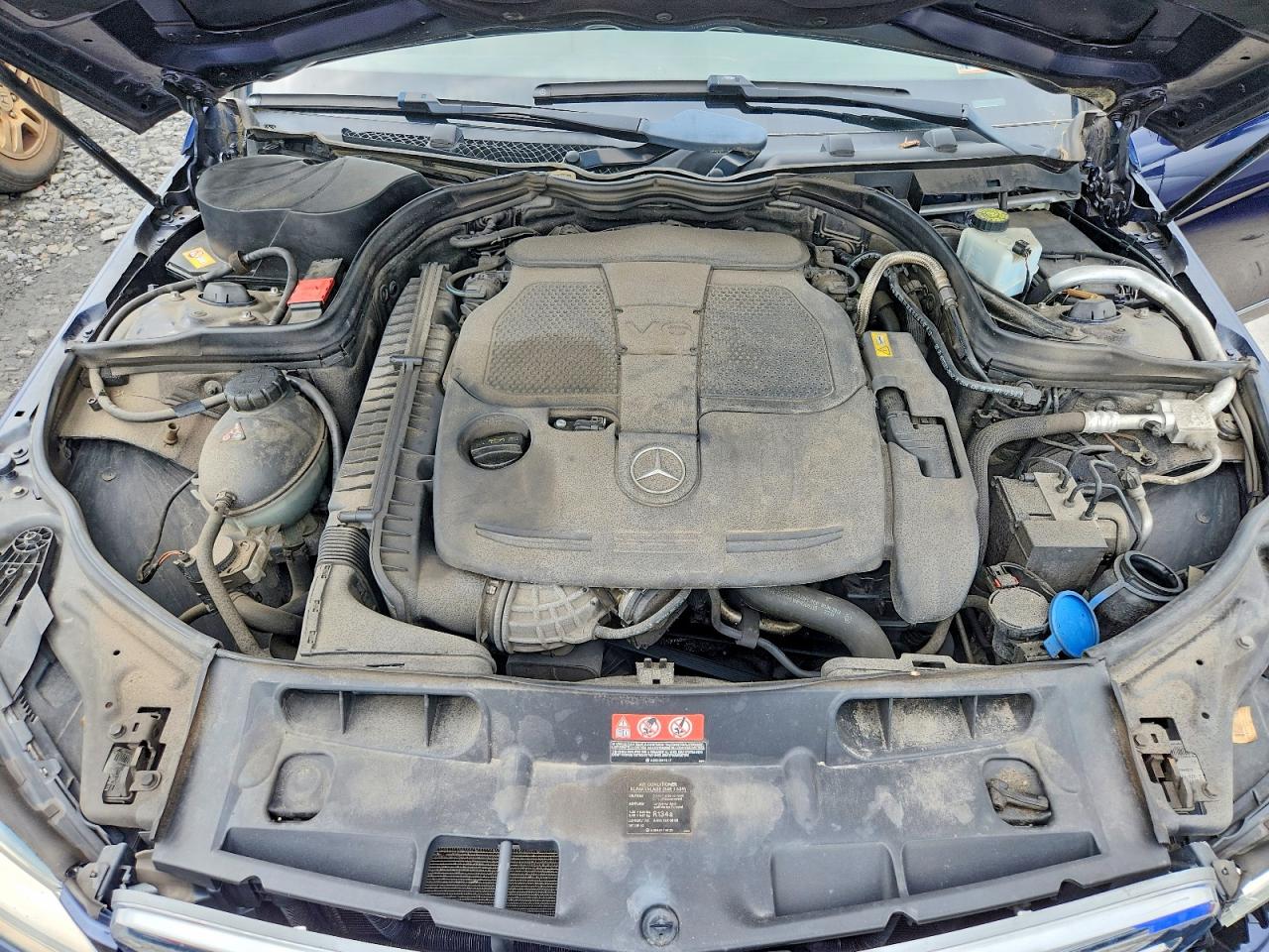 2014 Mercedes-benz C 300 4matic Blue vin: WDDGF8AB5EG180978