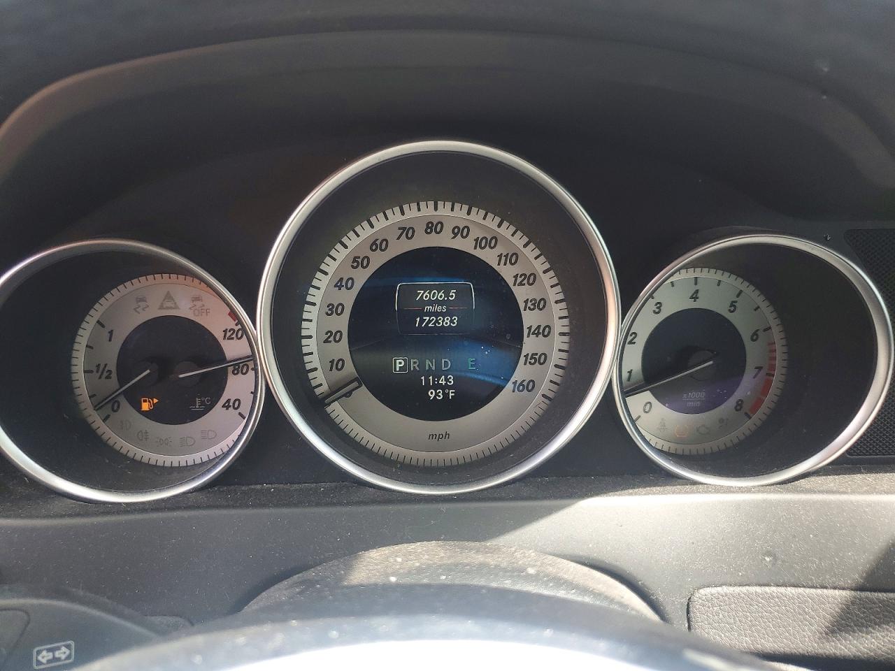 2014 Mercedes-benz C 300 4matic Белый vin: WDDGF8AB5EG230343