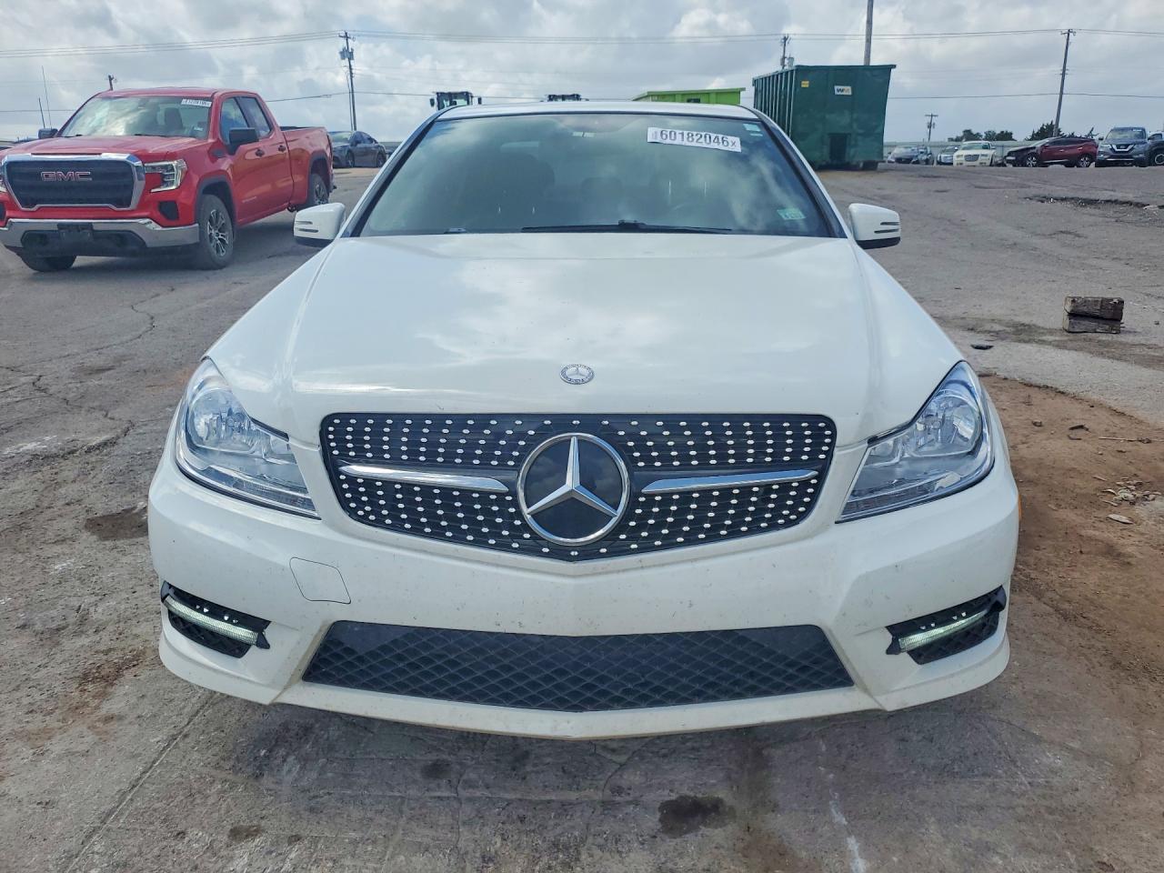 2014 Mercedes-benz C 300 4matic Белый vin: WDDGF8AB5EG230343