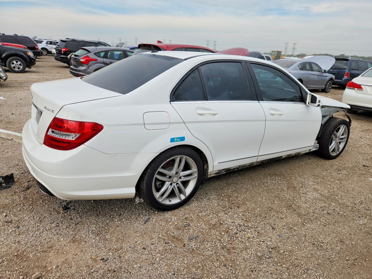 2014 Mercedes-benz C 300 4matic White vin: WDDGF8AB5ER304882