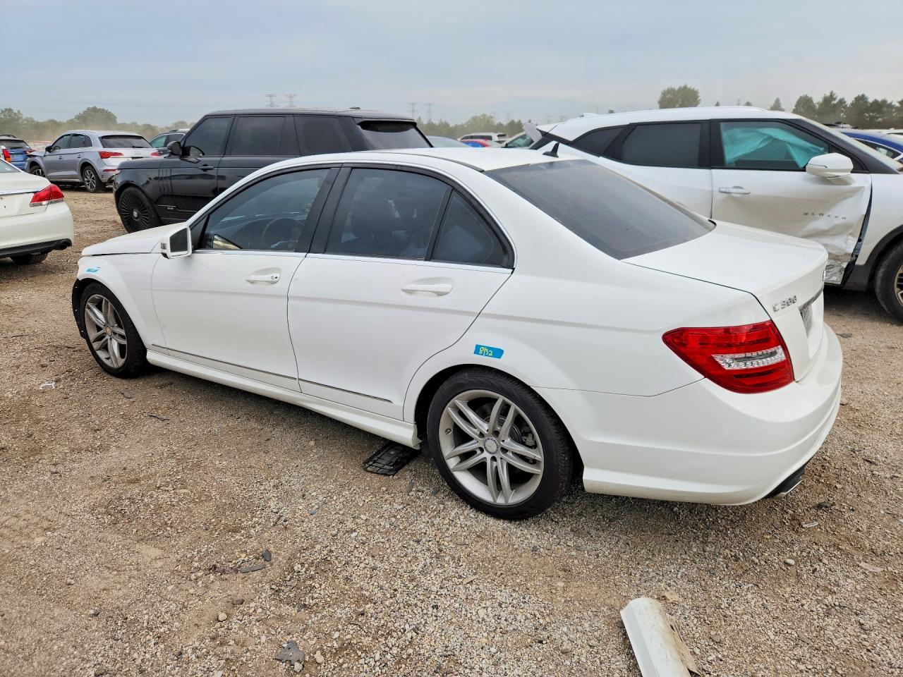 2014 Mercedes-benz C 300 4matic White vin: WDDGF8AB5ER304882