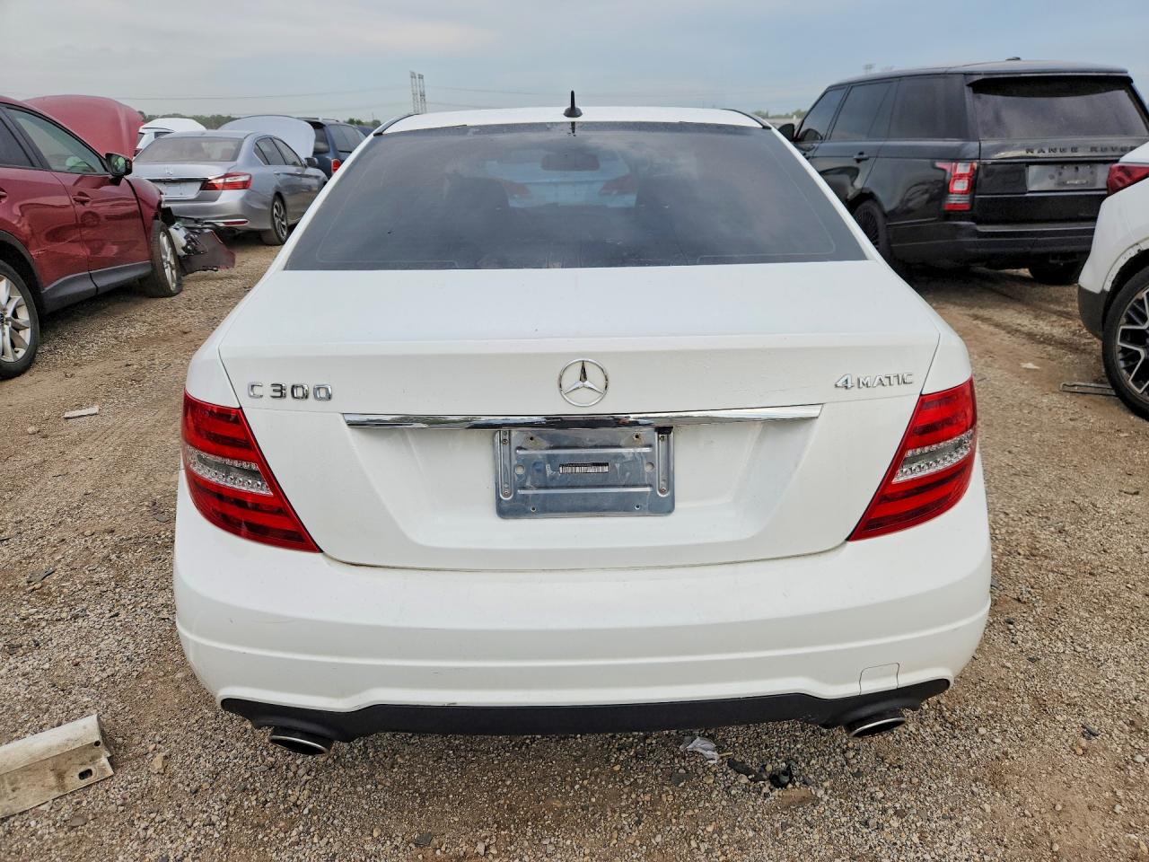 2014 Mercedes-benz C 300 4matic White vin: WDDGF8AB5ER304882
