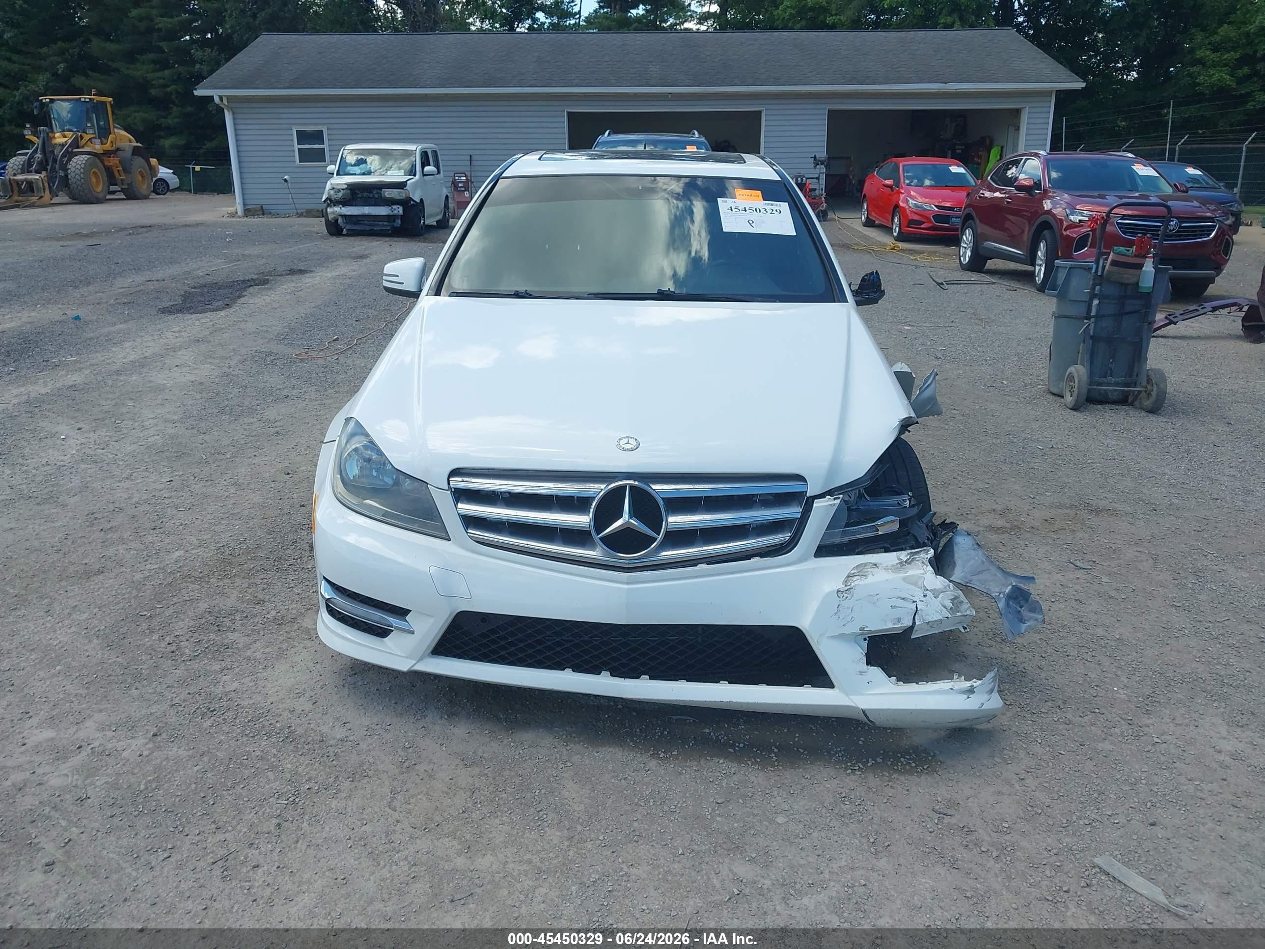 2013 Mercedes-benz C 300 Sport 4matic White vin: WDDGF8AB6DA774139