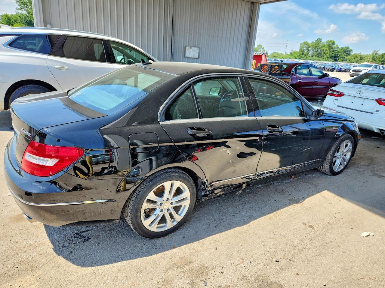 2013 Mercedes-benz C 300 4matic Black vin: WDDGF8AB6DA881689