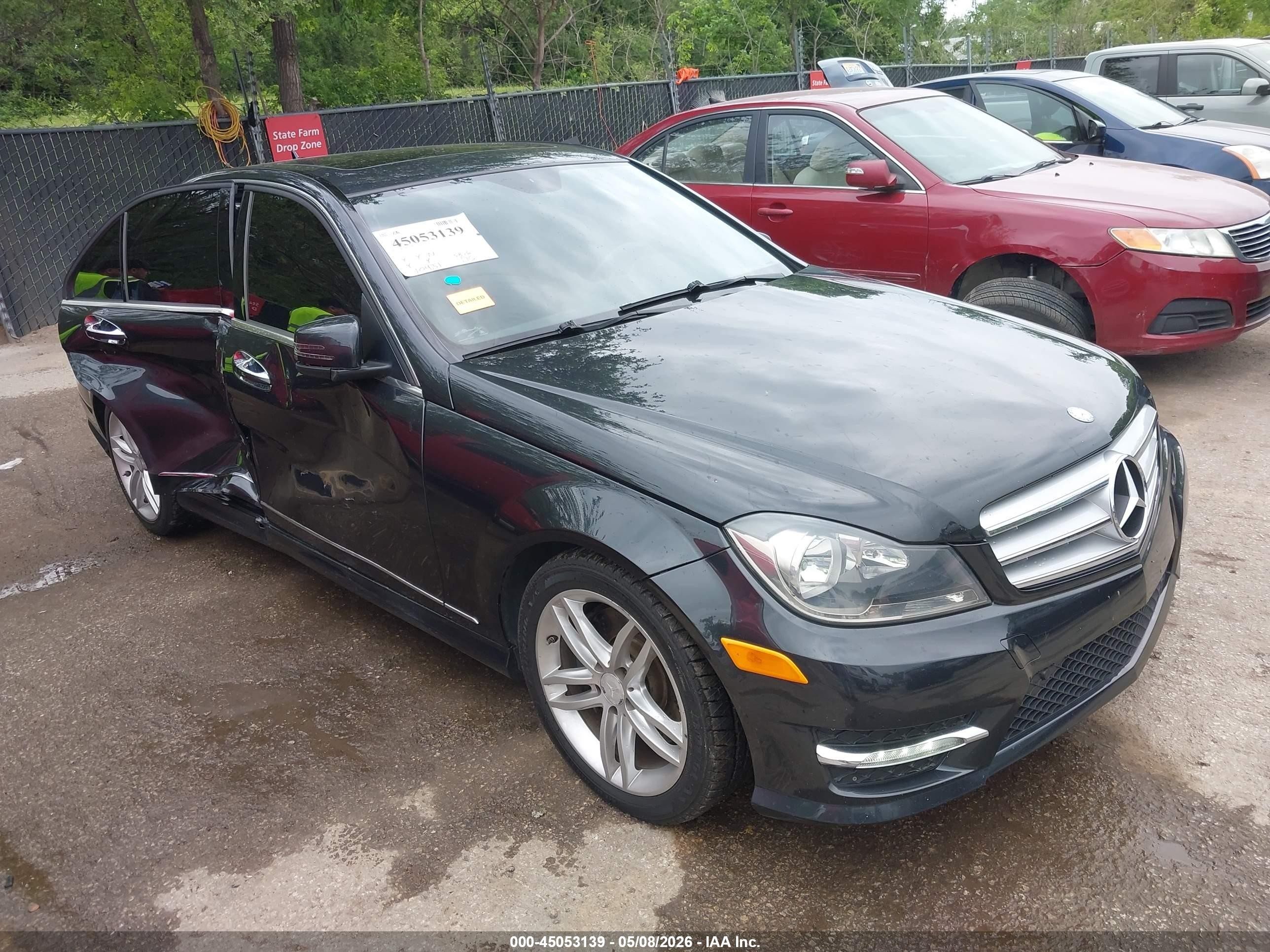 2013 Mercedes-benz C 300 Sport 4matic Gray vin: WDDGF8AB6DG076904