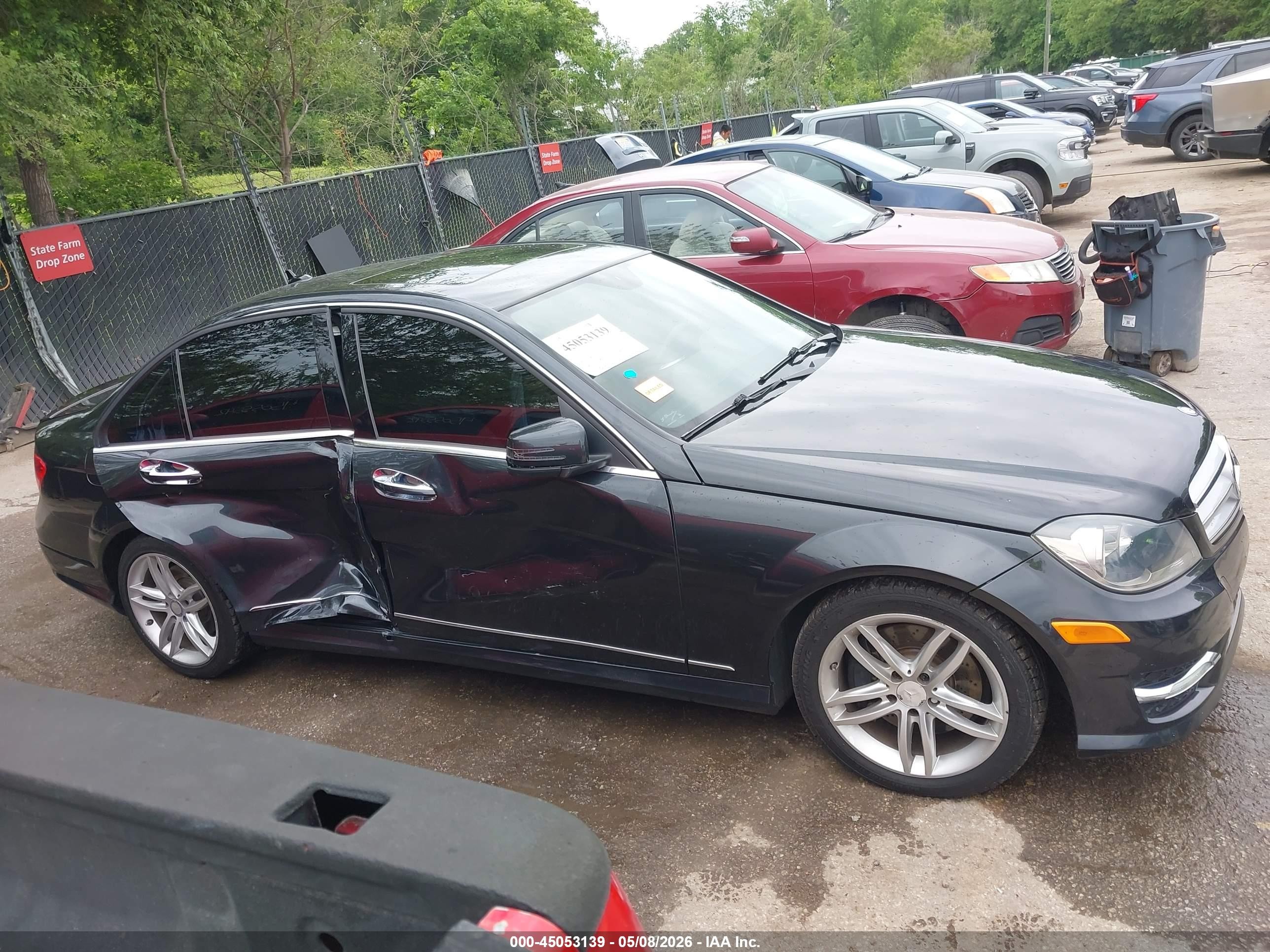 2013 Mercedes-benz C 300 Sport 4matic Gray vin: WDDGF8AB6DG076904
