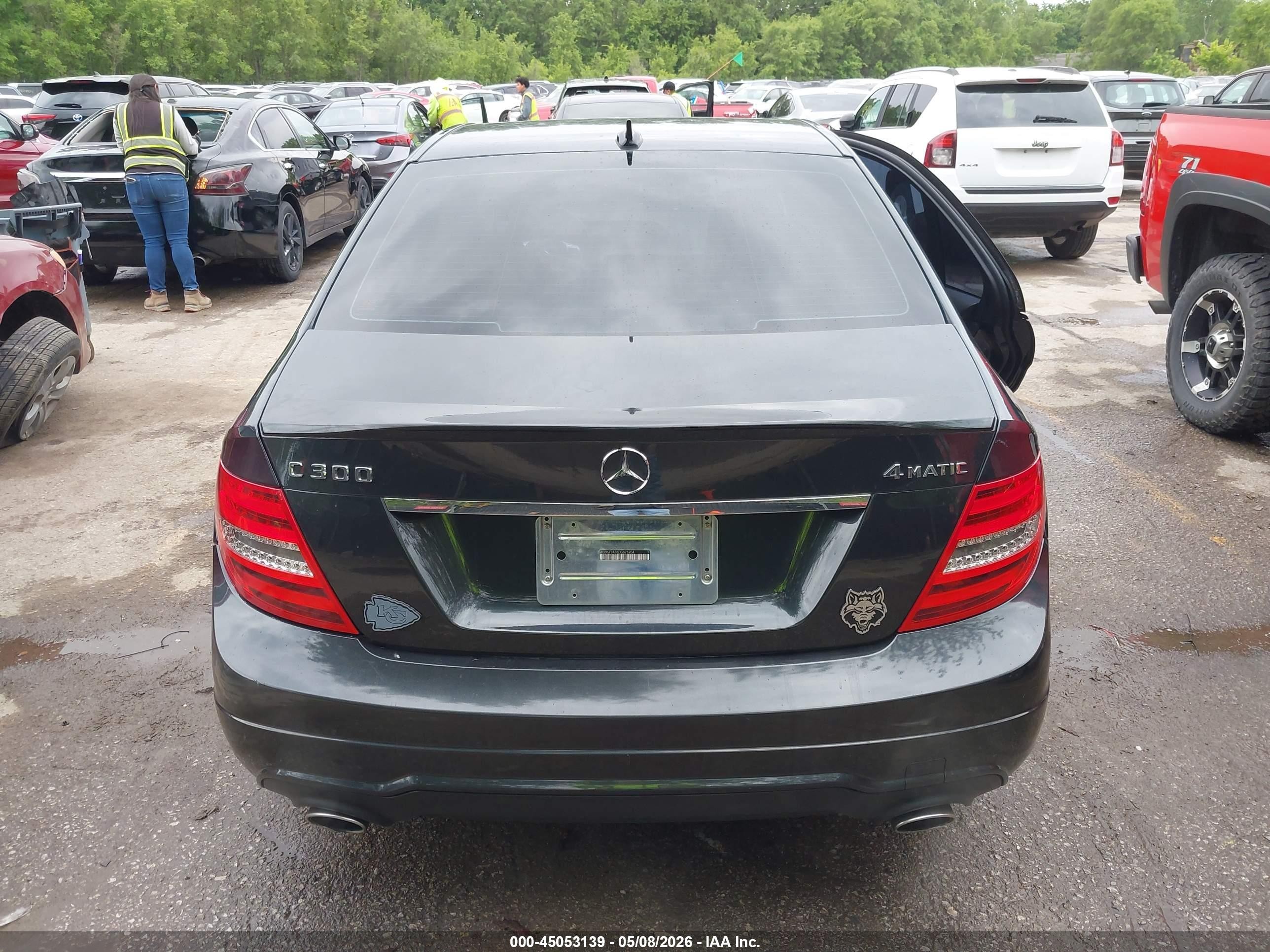 2013 Mercedes-benz C 300 Sport 4matic Gray vin: WDDGF8AB6DG076904