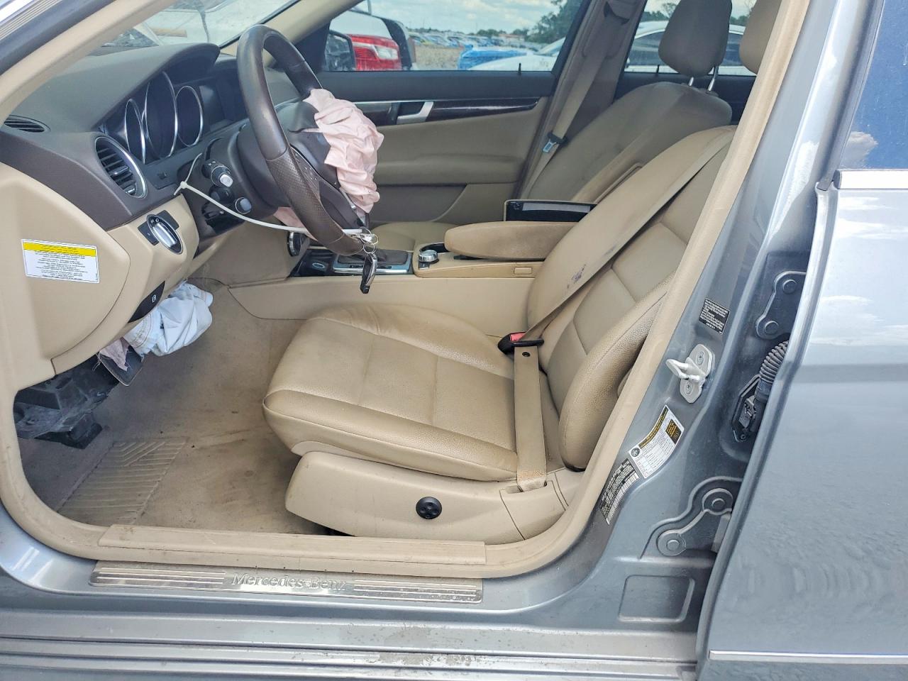 2013 Mercedes-benz C 300 4matic Gray vin: WDDGF8AB6DG120609