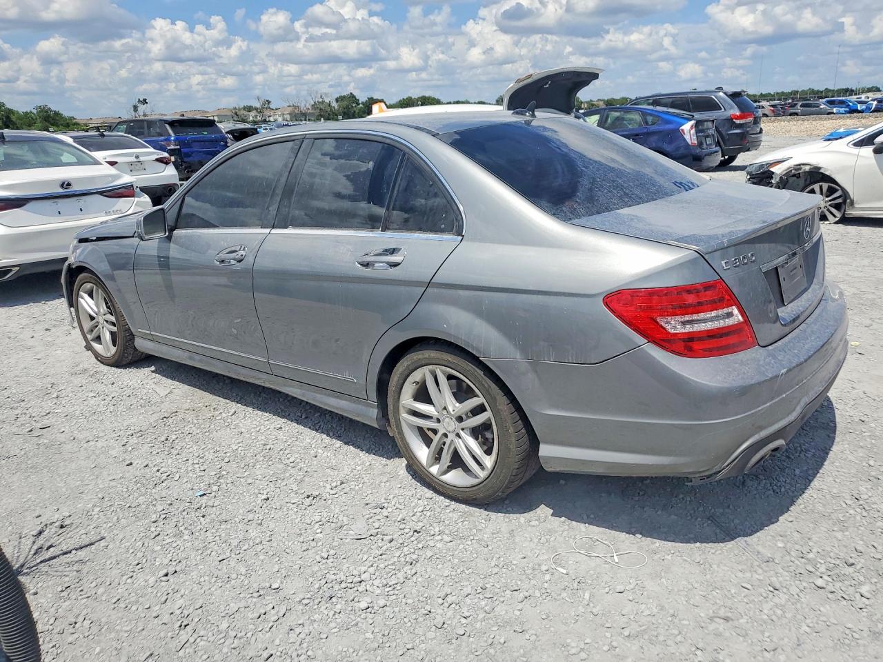 2013 Mercedes-benz C 300 4matic Gray vin: WDDGF8AB6DG120609