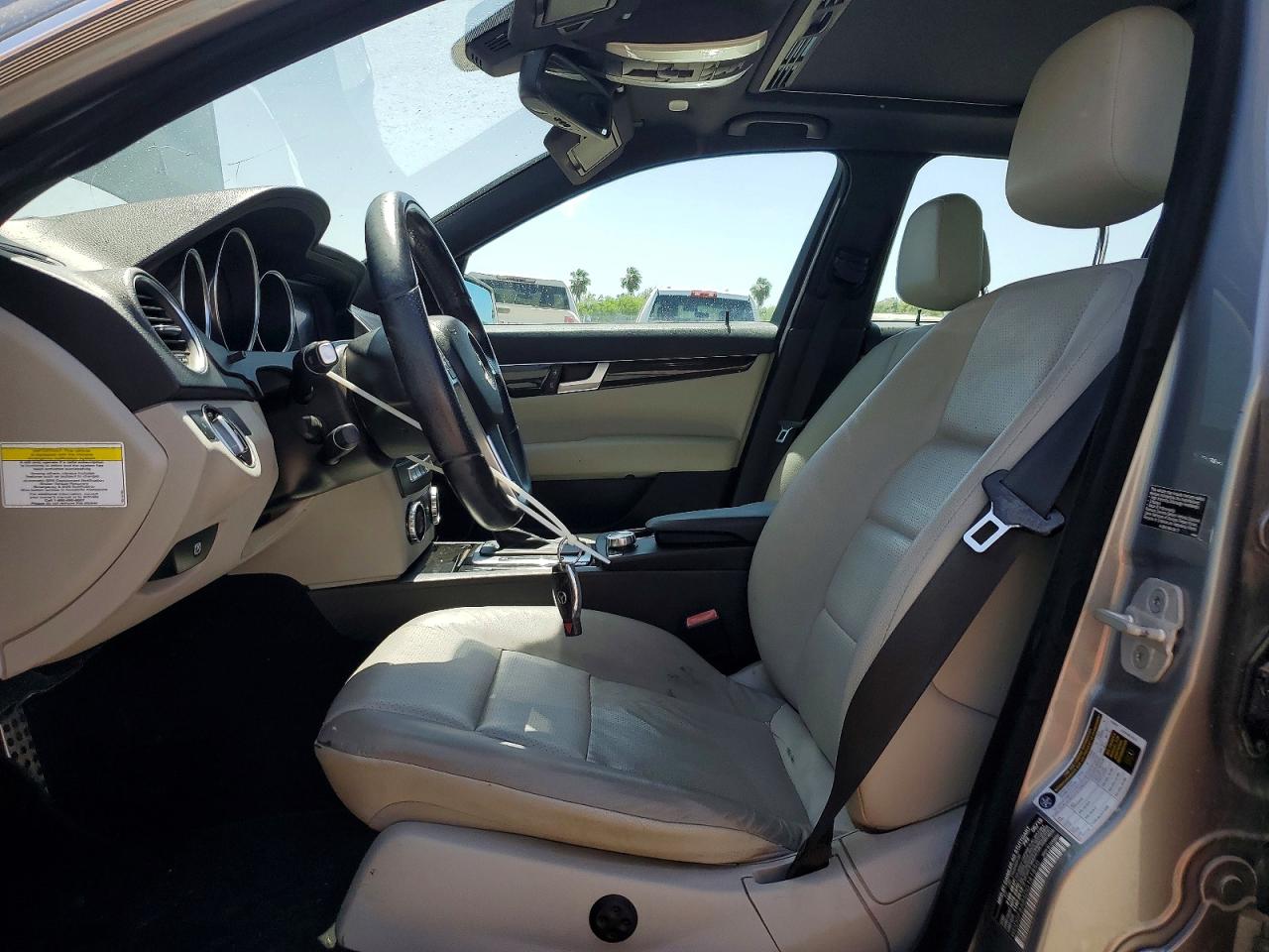 2013 Mercedes-benz C 300 4matic Gray vin: WDDGF8AB6DG141850