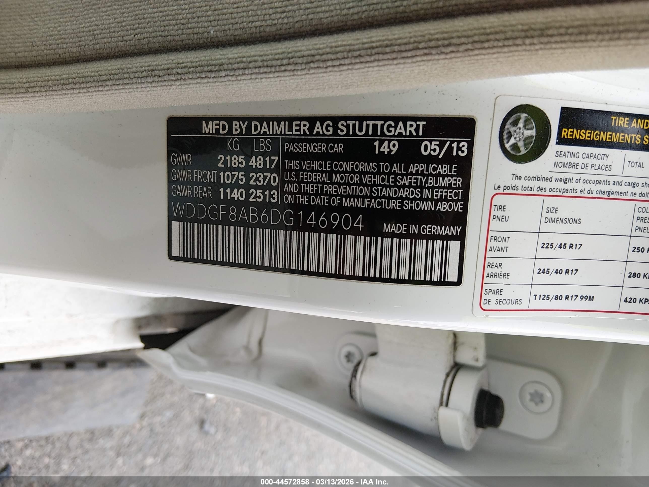2013 Mercedes-benz C 300 Sport 4matic White vin: WDDGF8AB6DG146904