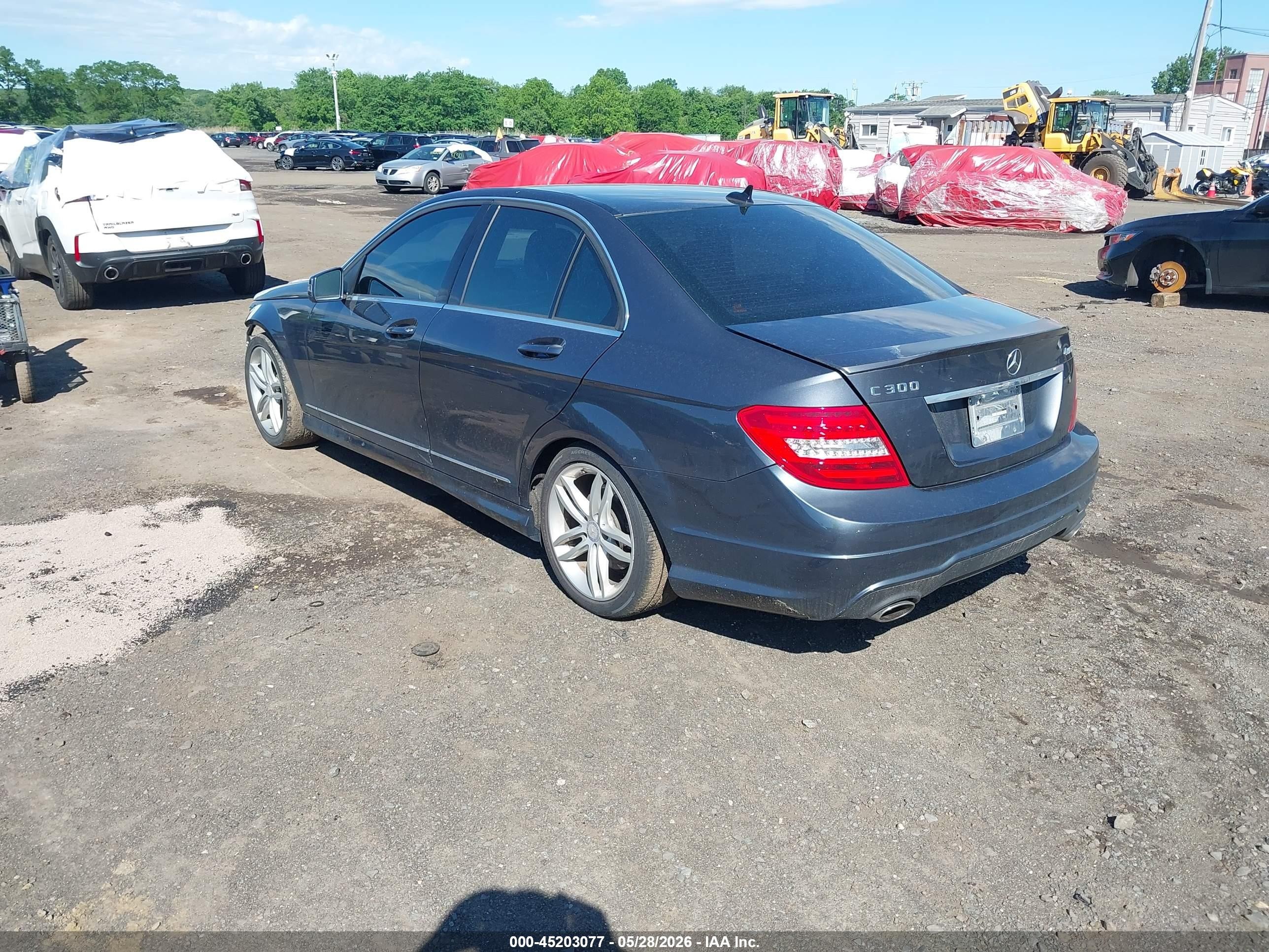 2013 Mercedes-benz C 300 Sport 4matic Gray vin: WDDGF8AB6DR245436