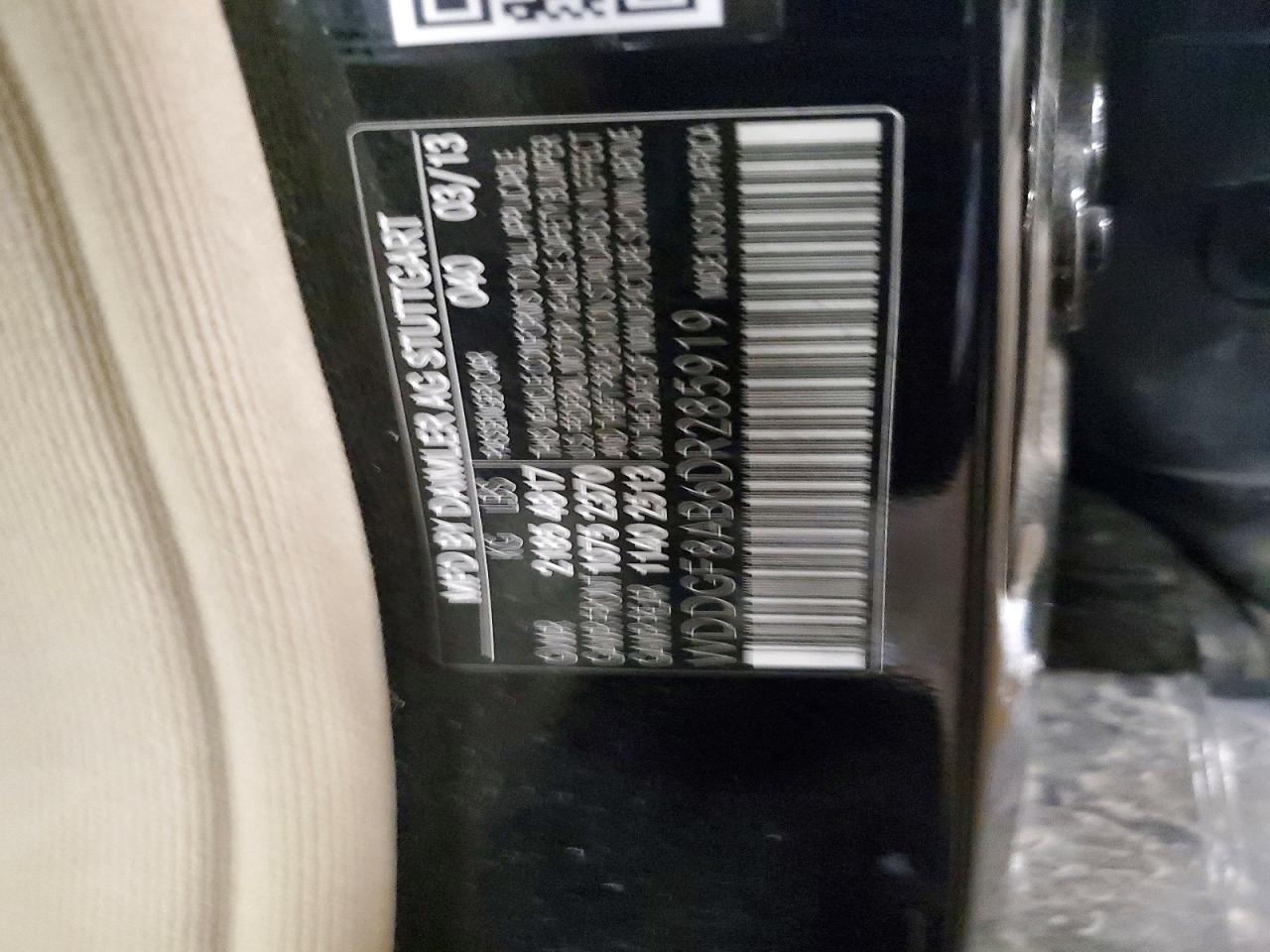 2013 Mercedes-benz C 300 4matic Black vin: WDDGF8AB6DR285919