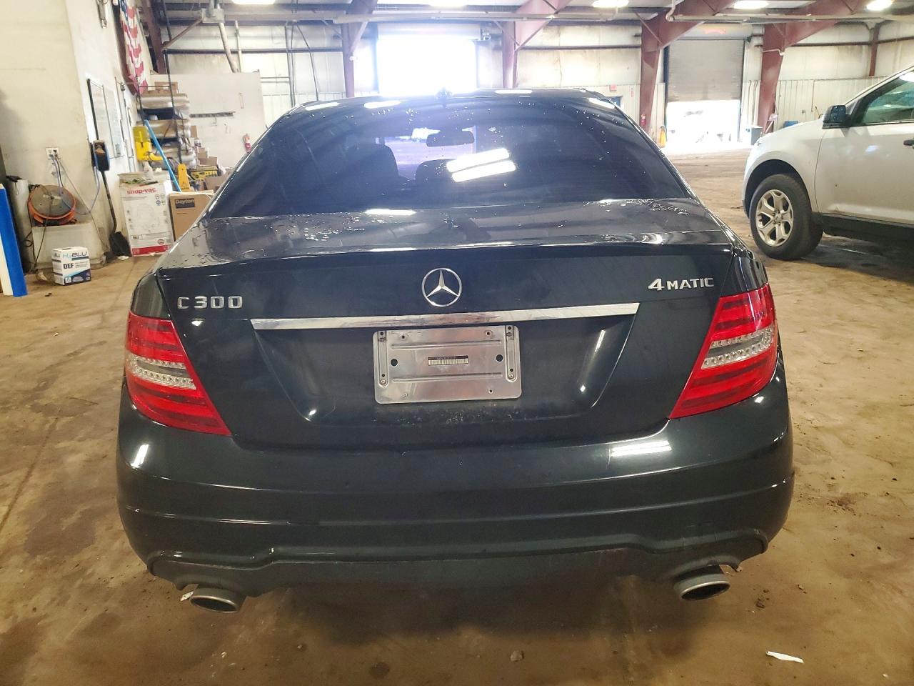 2013 Mercedes-benz C 300 4matic Black vin: WDDGF8AB6DR285919