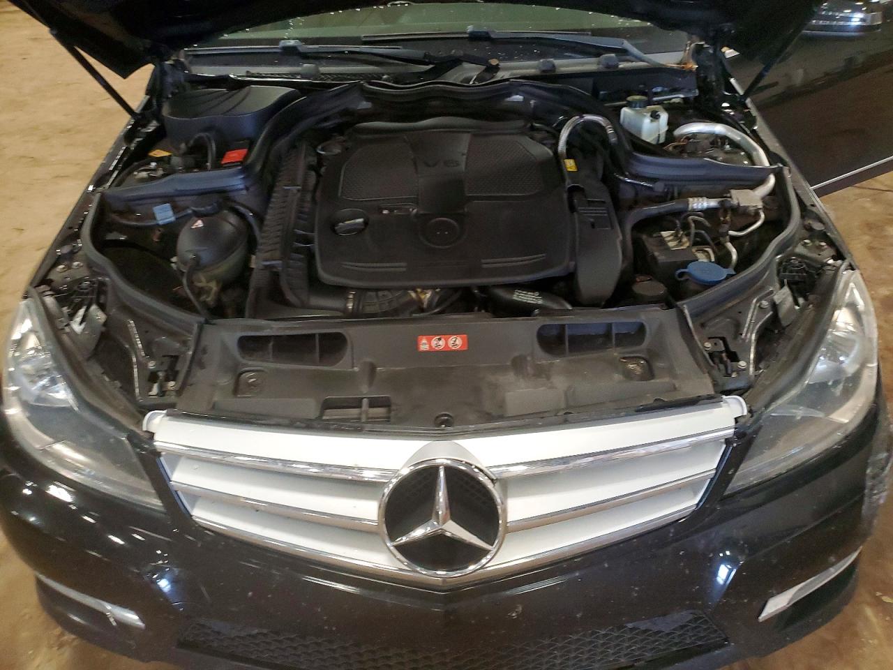 2013 Mercedes-benz C 300 4matic Black vin: WDDGF8AB6DR285919