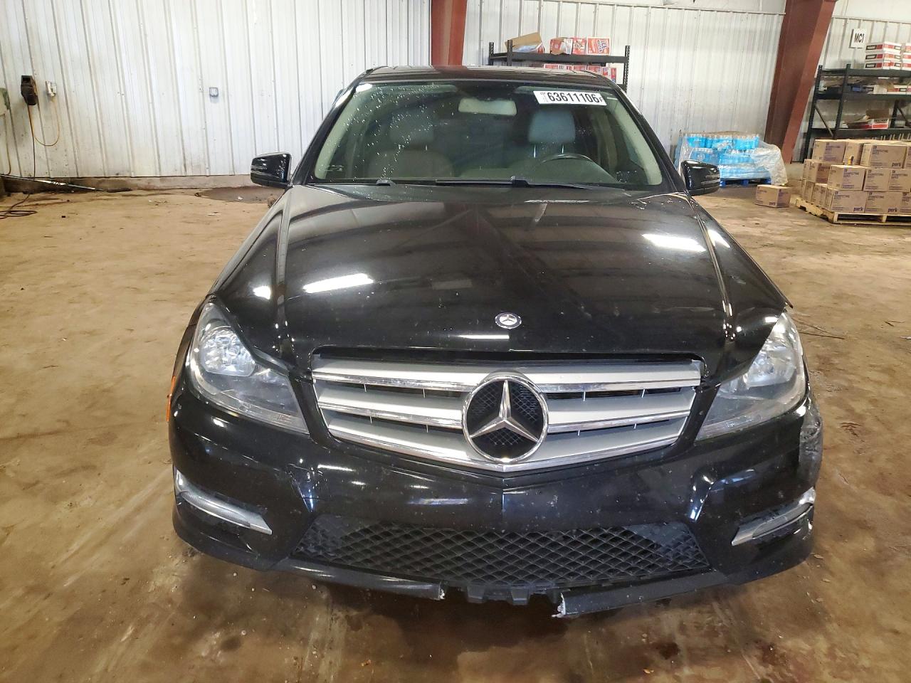2013 Mercedes-benz C 300 4matic Black vin: WDDGF8AB6DR285919
