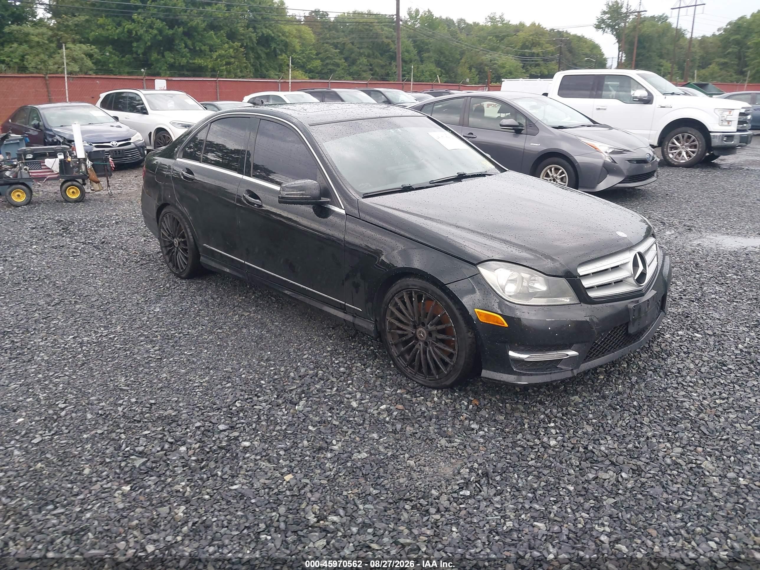 2013 Mercedes-benz C 300 Sport 4matic Black vin: WDDGF8AB6DR299030