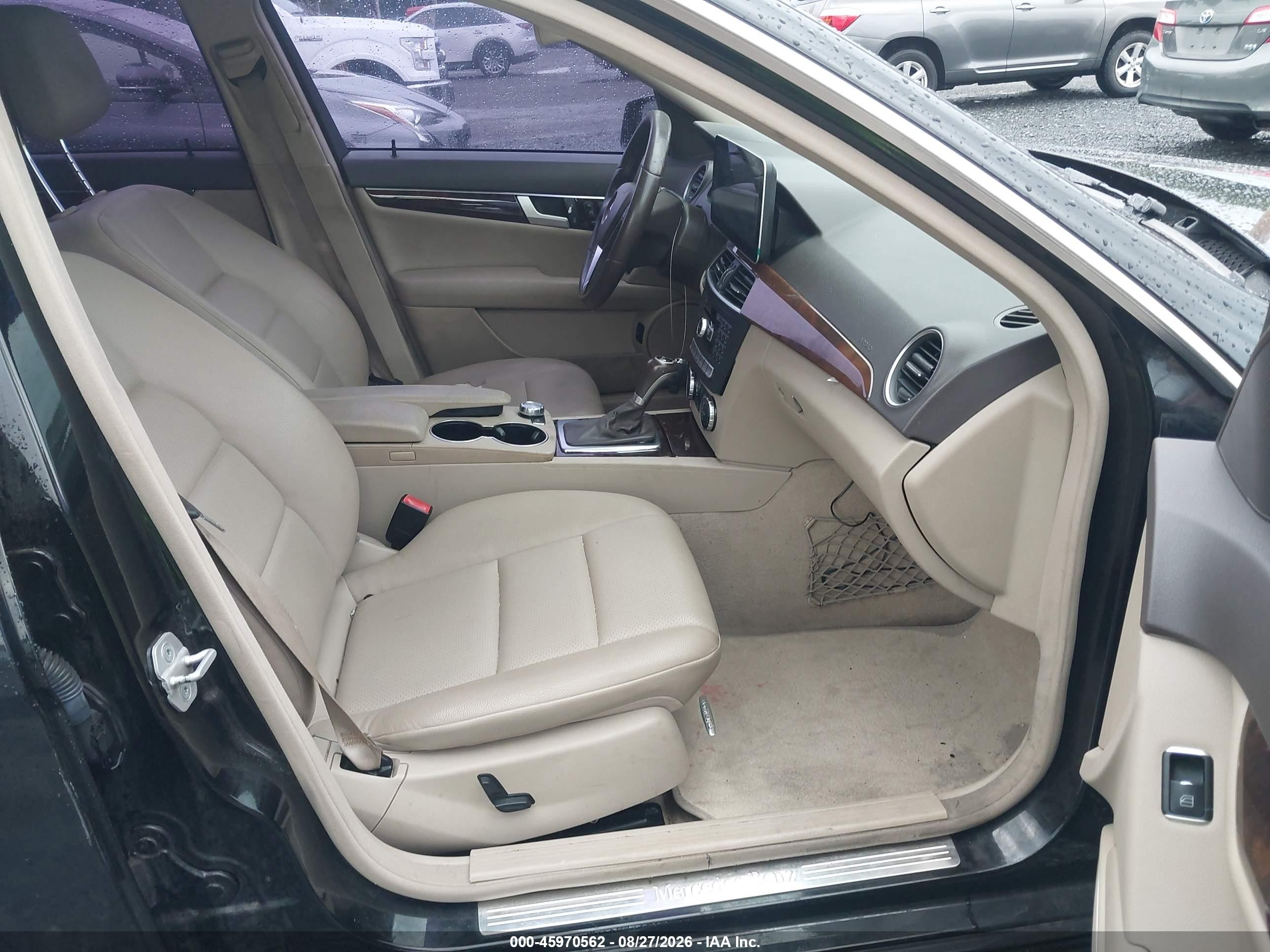 2013 Mercedes-benz C 300 Sport 4matic Black vin: WDDGF8AB6DR299030