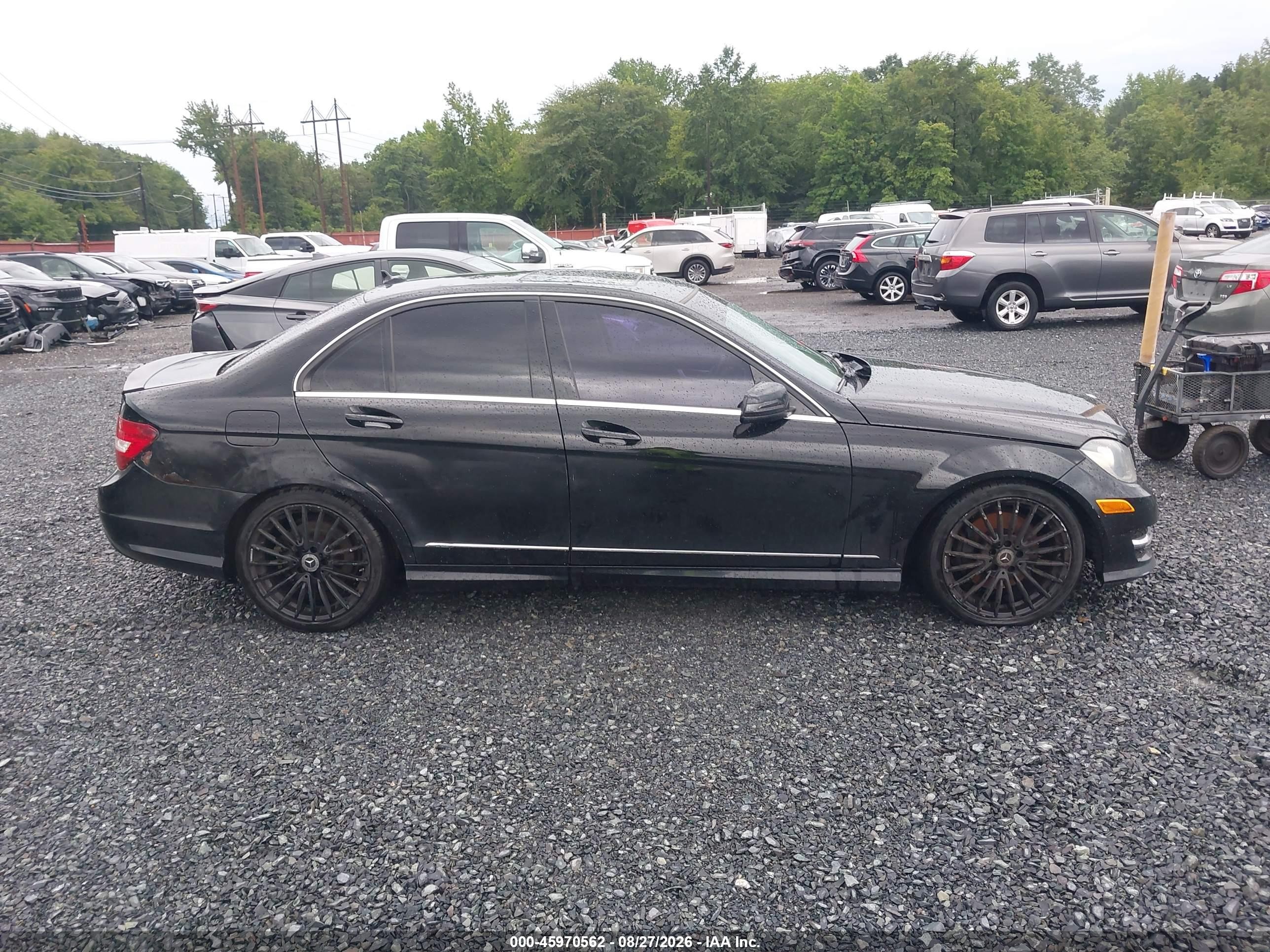 2013 Mercedes-benz C 300 Sport 4matic Black vin: WDDGF8AB6DR299030