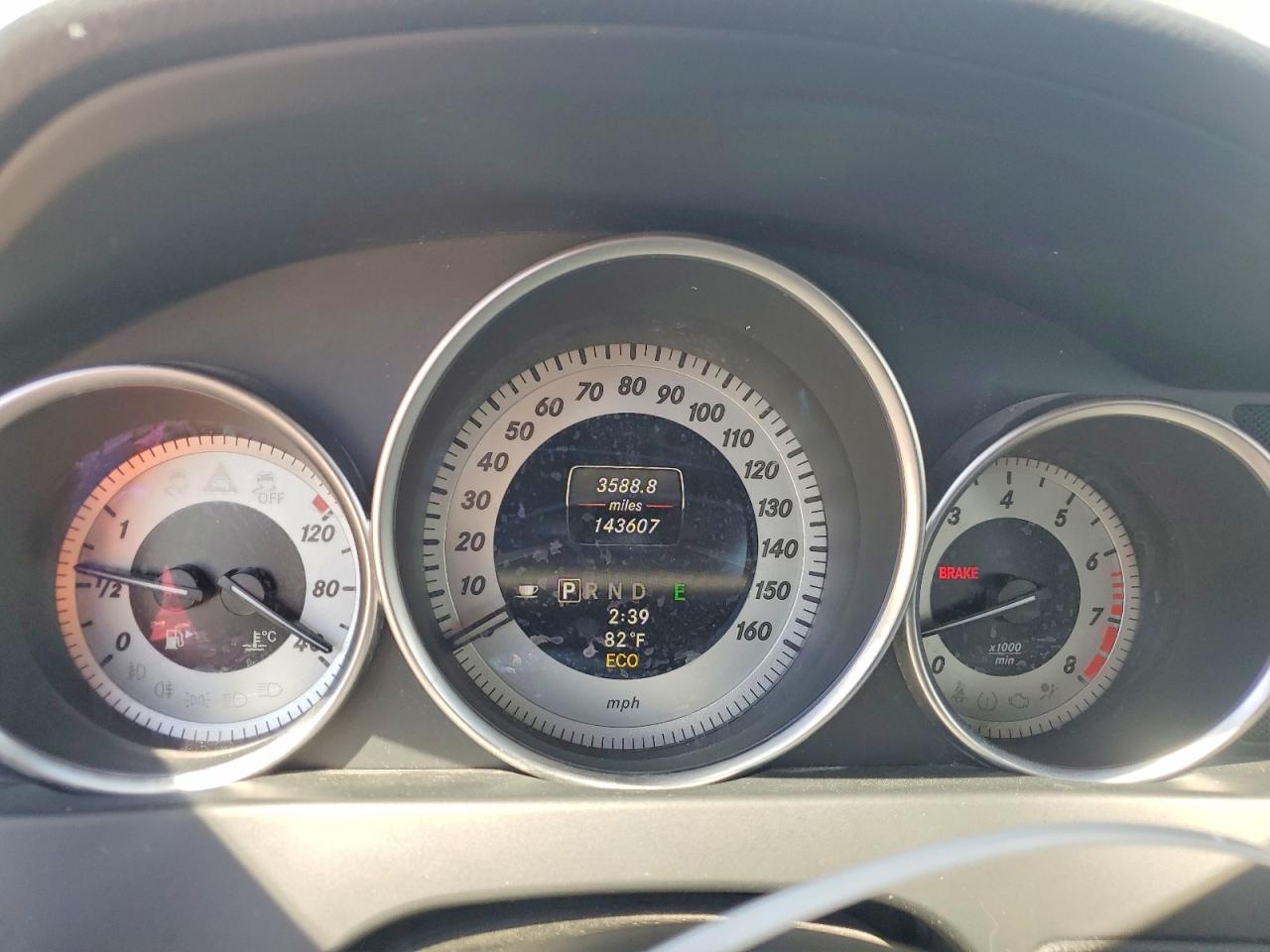 2013 Mercedes-benz C 300 4matic Серебряный vin: WDDGF8AB6DR301357