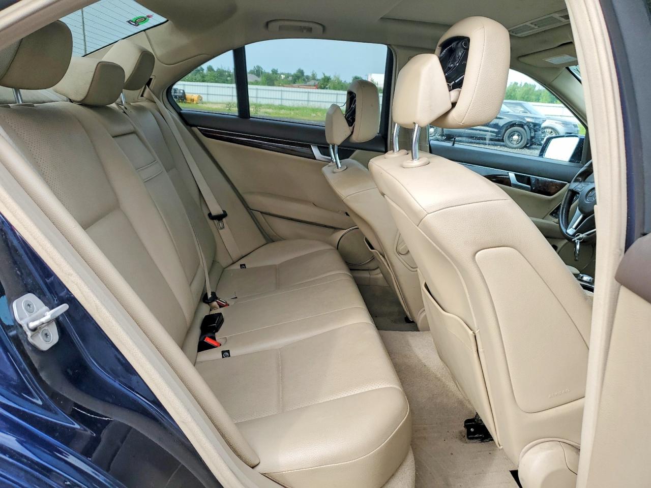 2014 Mercedes-benz C 300 4matic Blue vin: WDDGF8AB6EA939950
