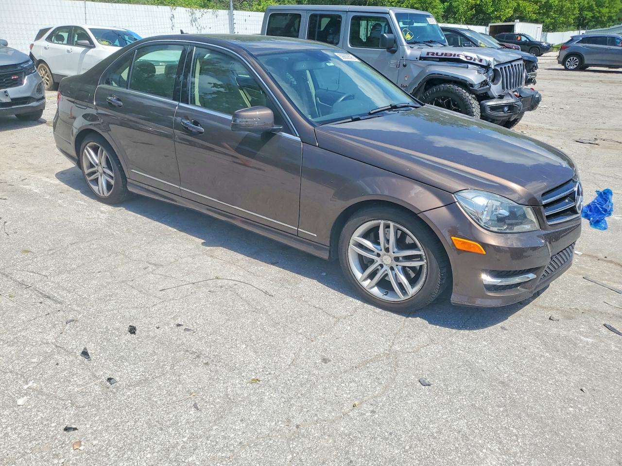 2014 Mercedes-benz C-class C300 Sport 4 Brown vin: WDDGF8AB6EA941813