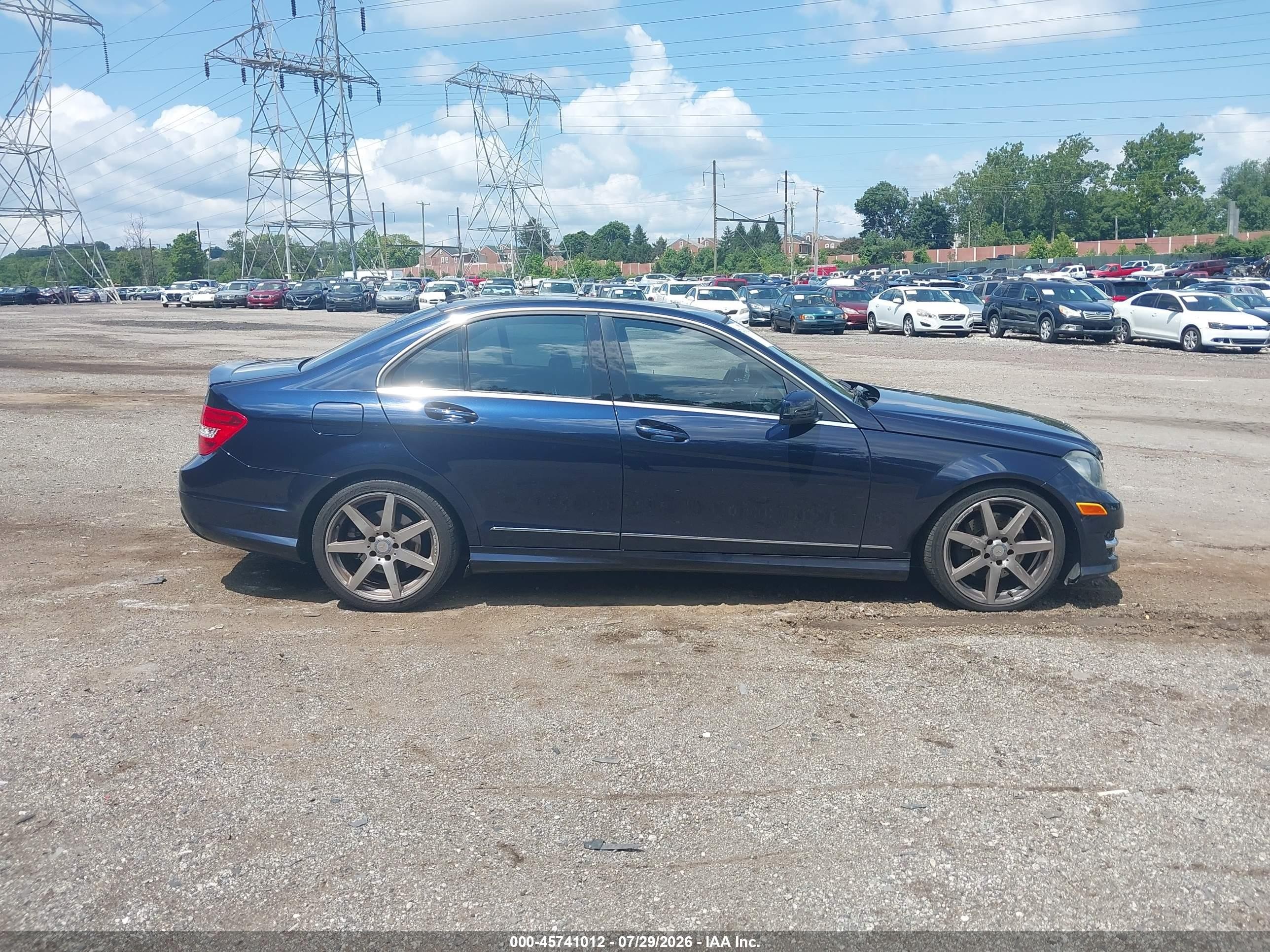 2014 Mercedes-benz C 300 Sport 4matic Blue vin: WDDGF8AB6EA964914