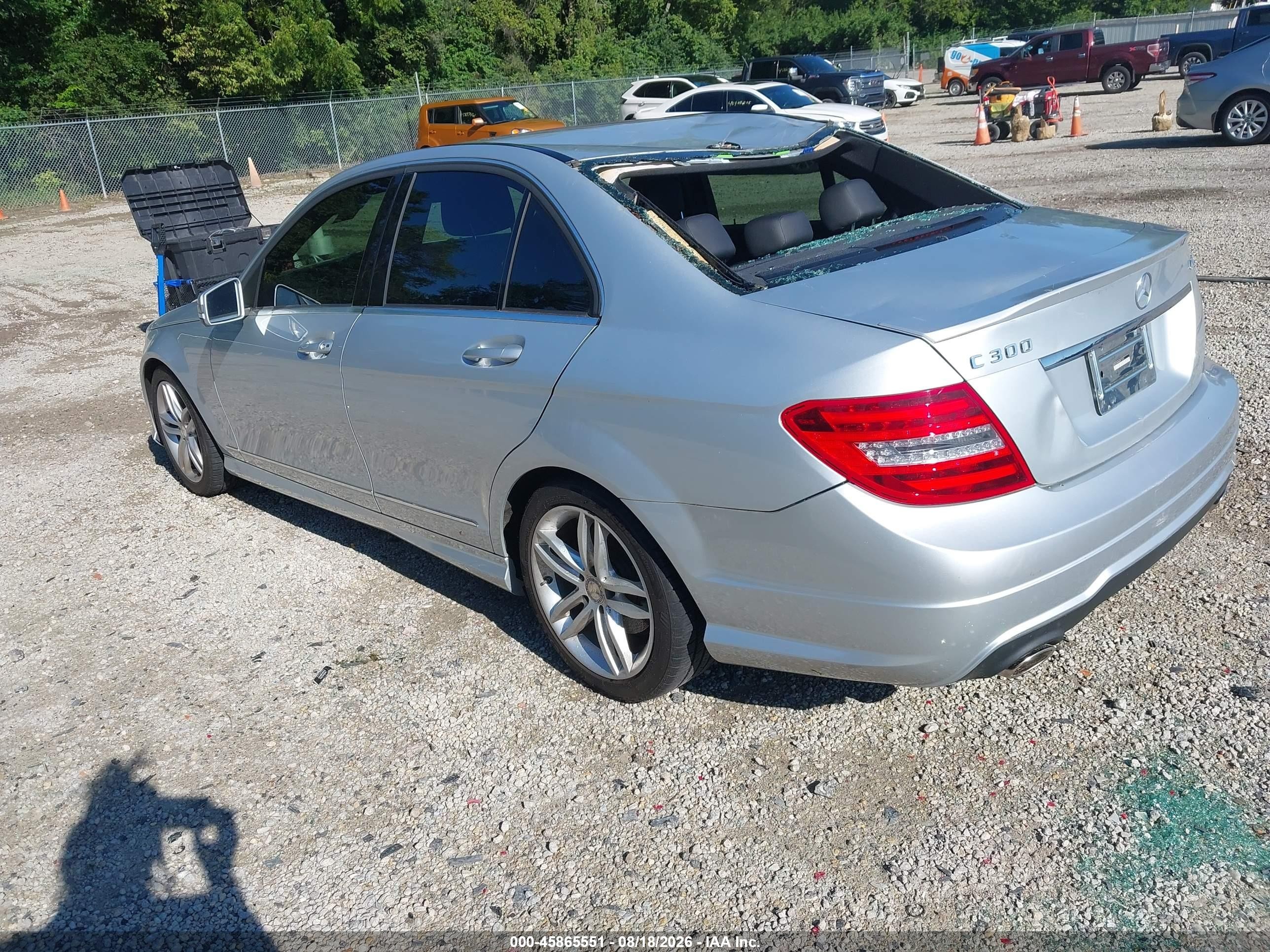 2014 Mercedes-benz C 300 Sport 4matic Silver vin: WDDGF8AB6ER313767