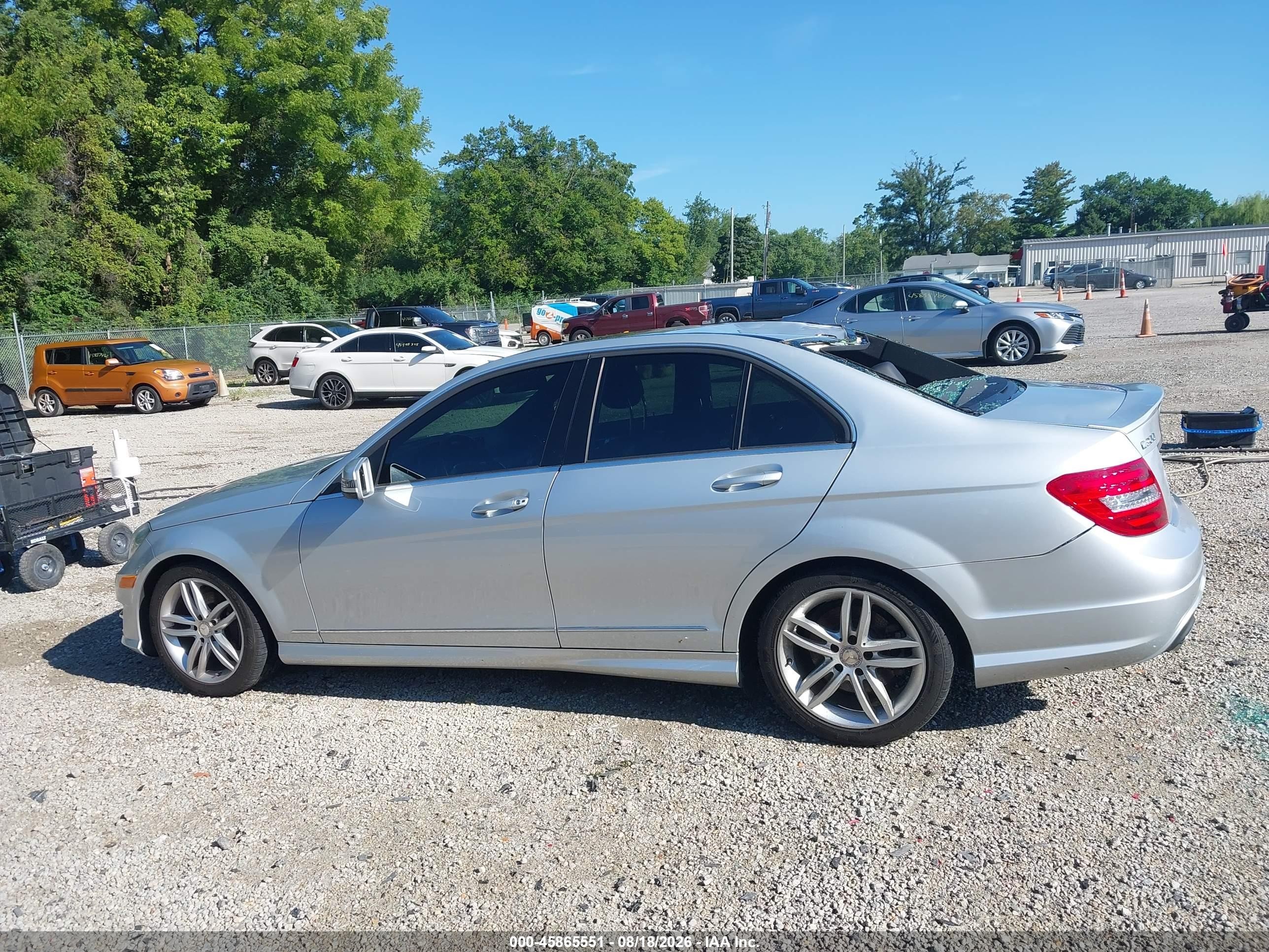 2014 Mercedes-benz C 300 Sport 4matic Silver vin: WDDGF8AB6ER313767