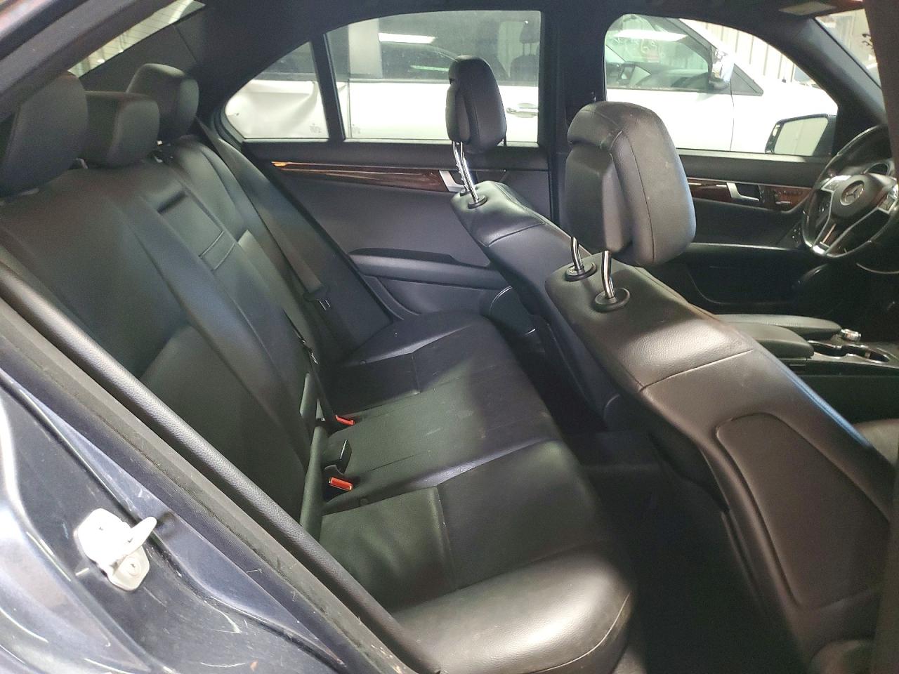 2013 Mercedes-benz C 300 4matic Gray vin: WDDGF8AB7DA812977
