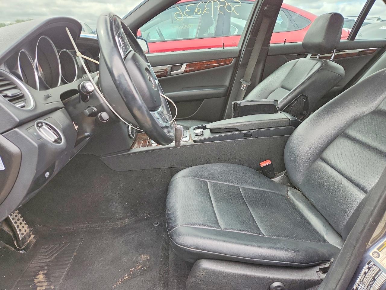 2013 Mercedes-benz C 300 4matic Gray vin: WDDGF8AB7DA812977