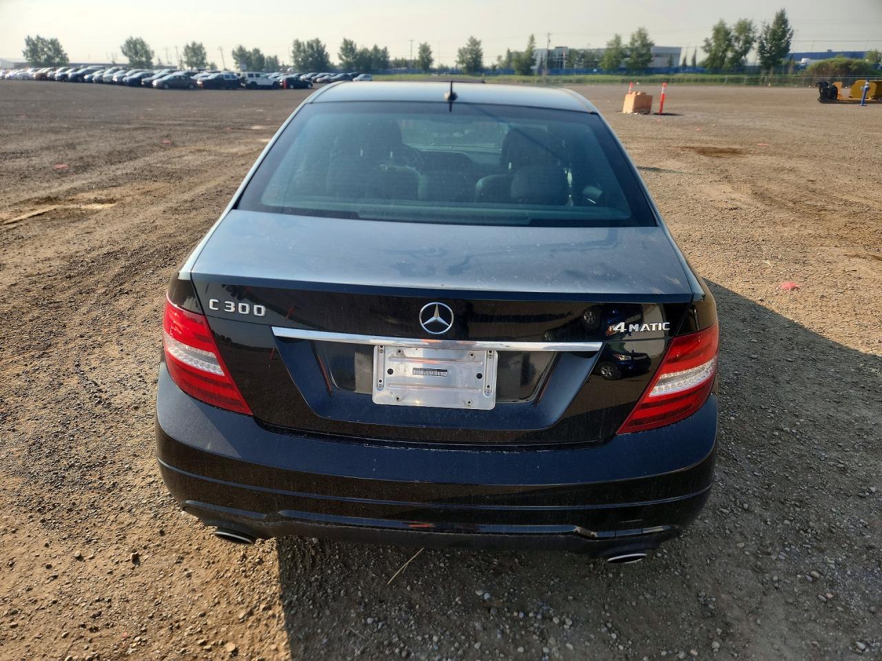 2013 Mercedes-benz C 300 4matic Black vin: WDDGF8AB7DA842240