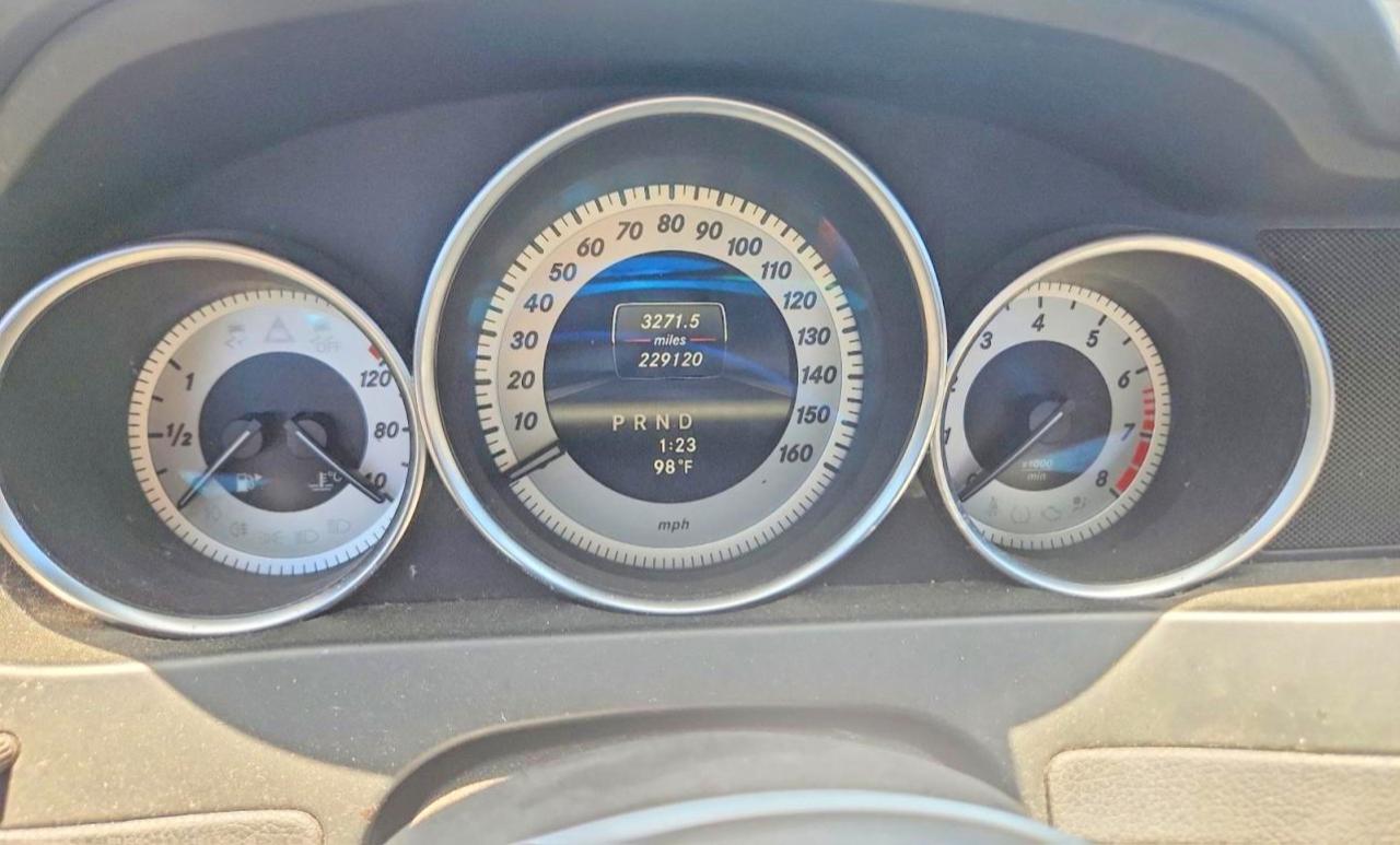2013 Mercedes-benz C 300 4matic Black vin: WDDGF8AB7DG131554