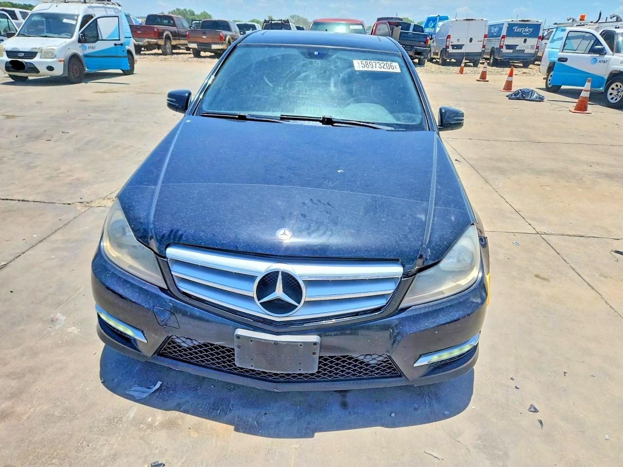 2013 Mercedes-benz C 300 4matic Black vin: WDDGF8AB7DG131554