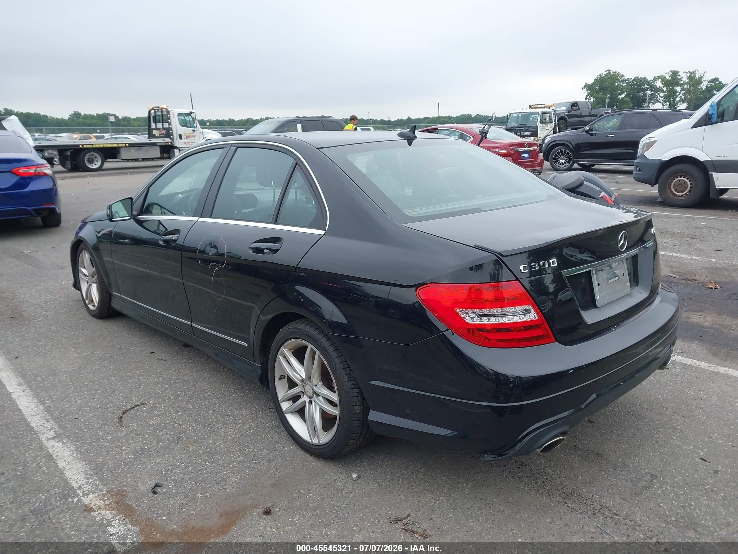 2013 Mercedes-benz C 300 Sport 4matic Black vin: WDDGF8AB7DR253254