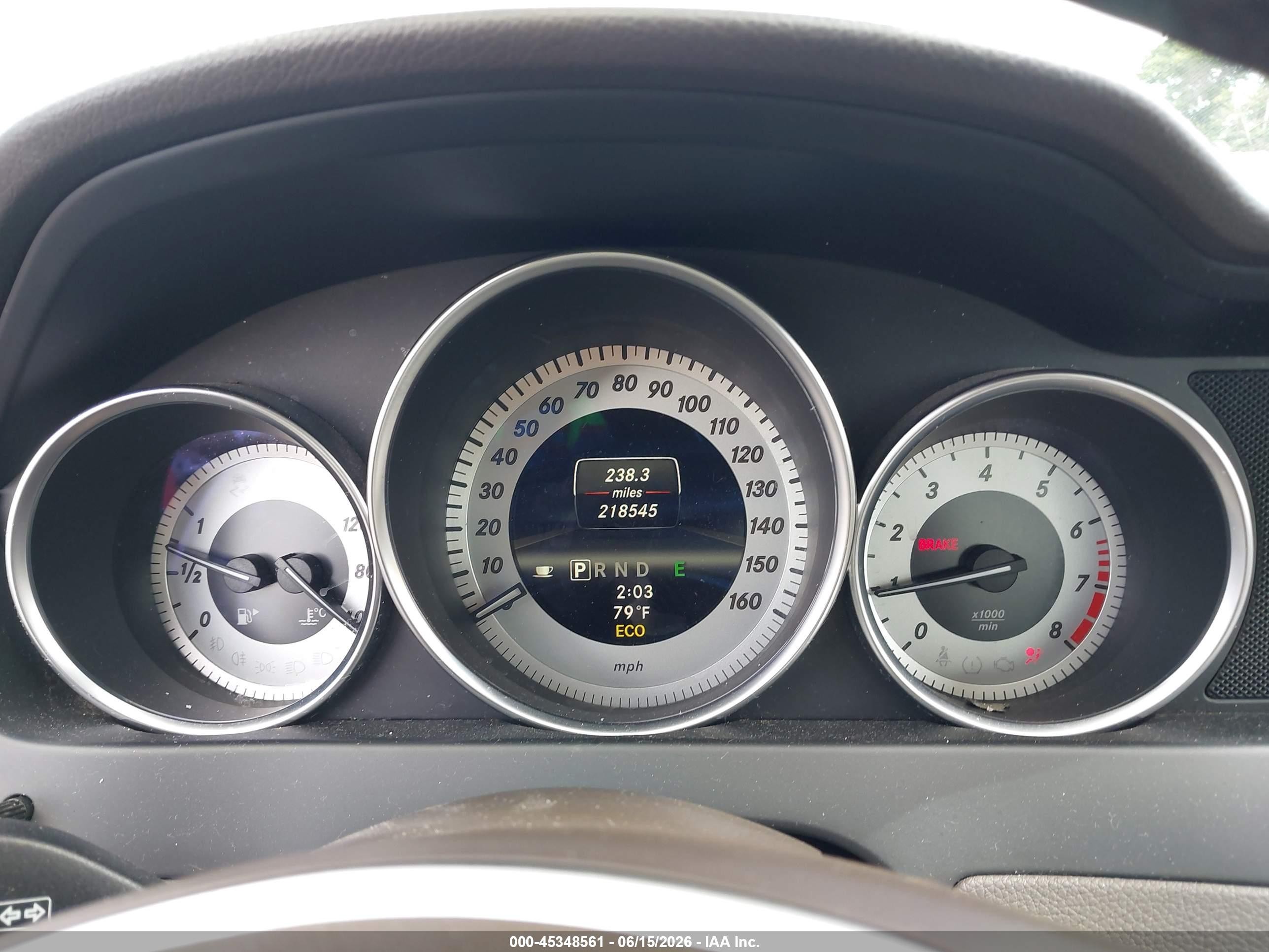 2013 Mercedes-benz C 300 Sport 4matic Белый vin: WDDGF8AB7DR256719