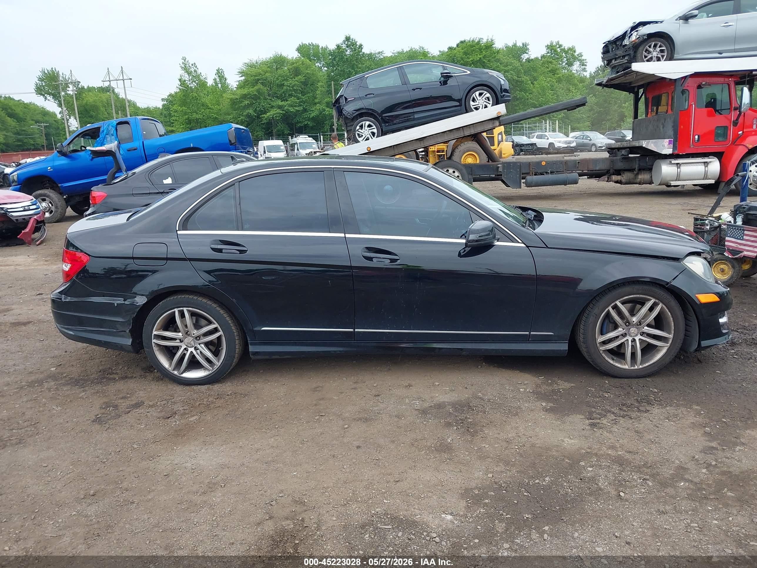 2013 Mercedes-benz C 300 Luxury 4matic/sport 4matic Black vin: WDDGF8AB7DR258583