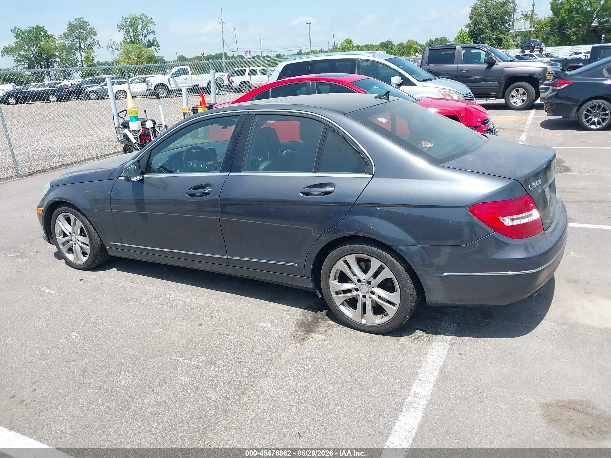 2013 Mercedes-benz C 300 Luxury 4matic Gray vin: WDDGF8AB7DR265131