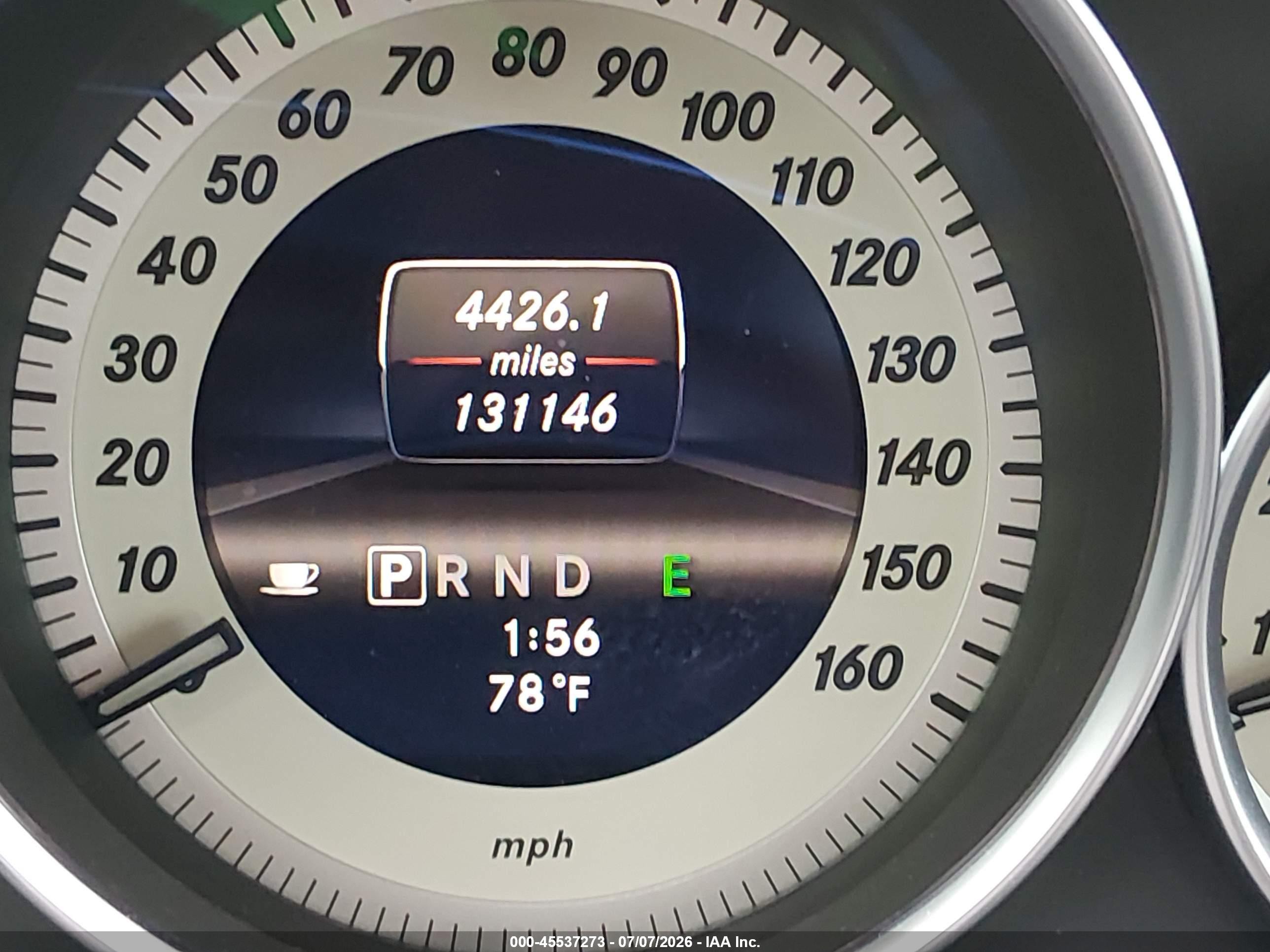 2013 Mercedes-benz C 300 Luxury 4matic White vin: WDDGF8AB7DR281331