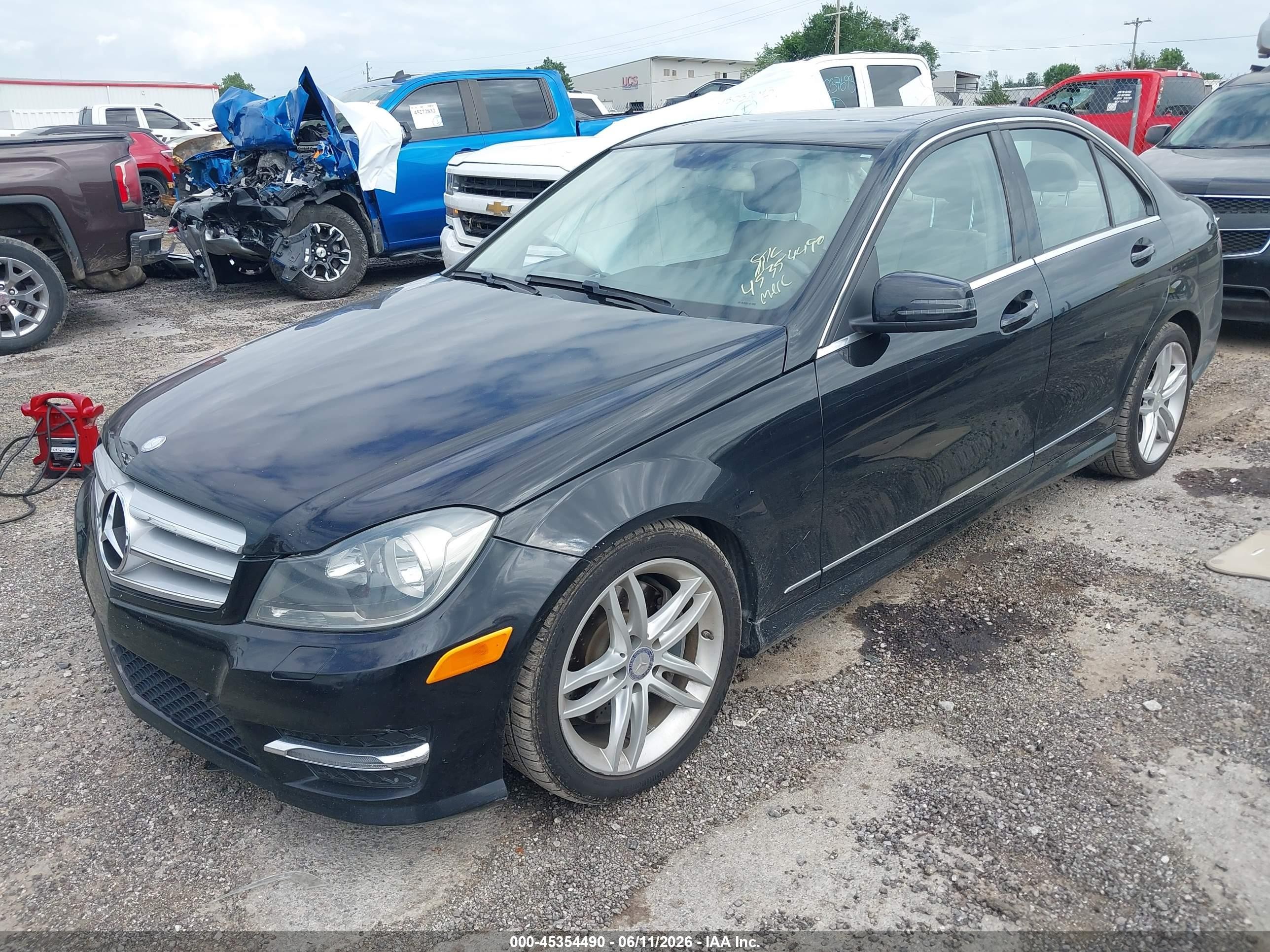 2013 Mercedes-benz C 300 Sport 4matic Black vin: WDDGF8AB7DR283581