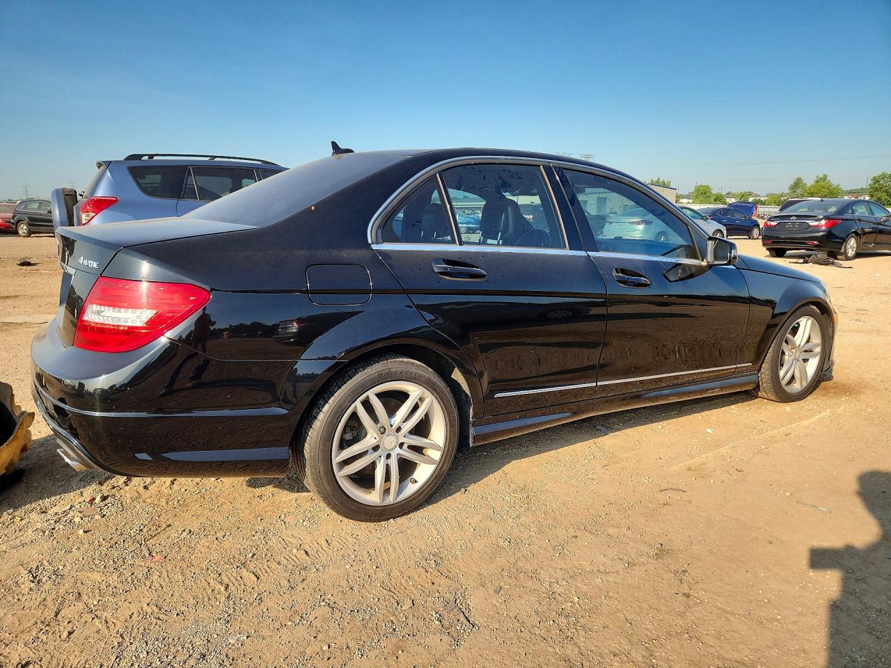 2013 Mercedes-benz C 300 4matic Black vin: WDDGF8AB7DR283645