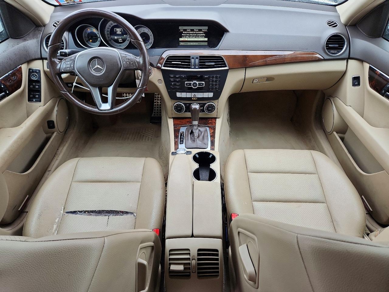2014 Mercedes-benz C 300 4matic White vin: WDDGF8AB7EA956868