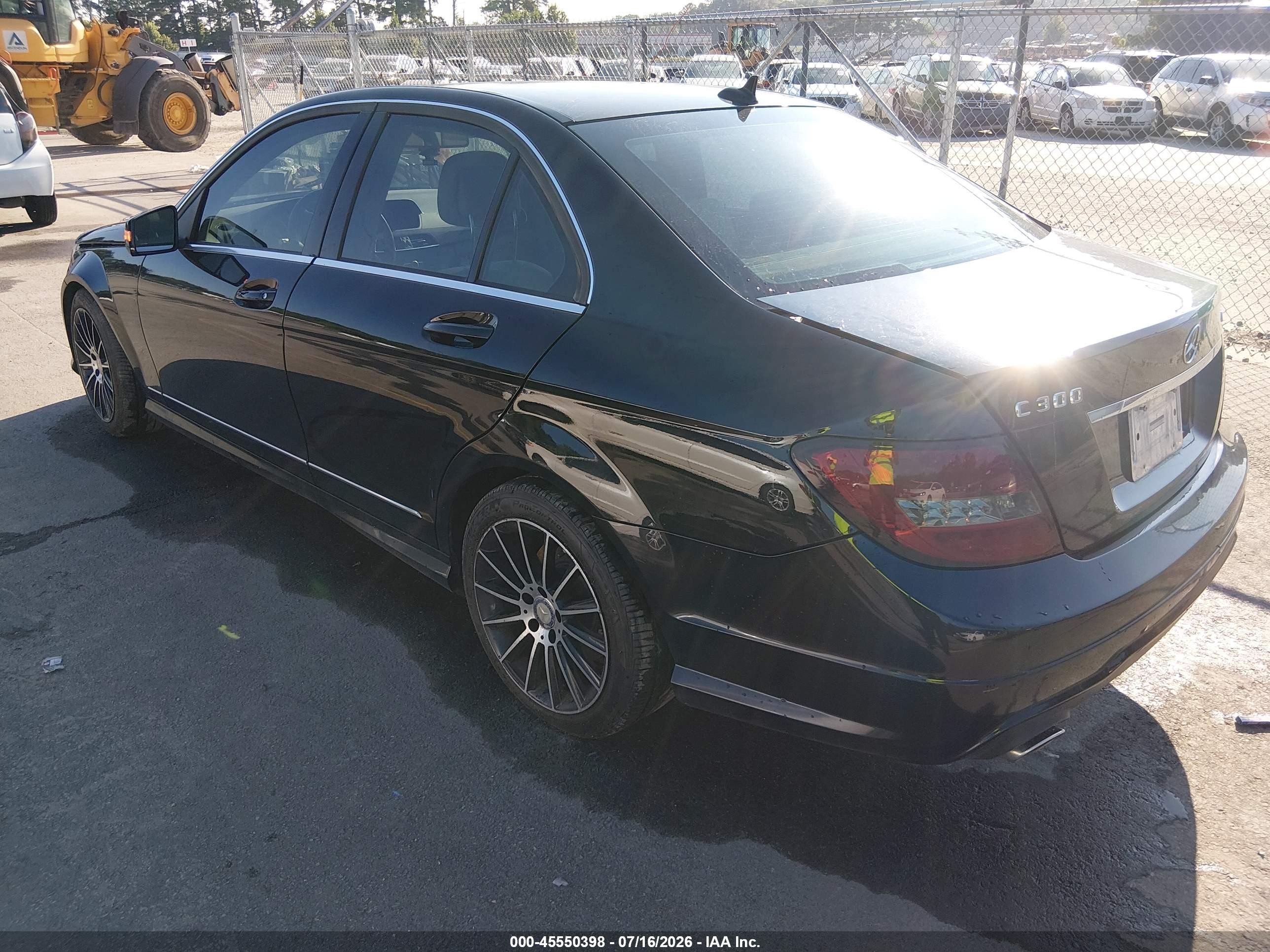 2014 Mercedes-benz C 300 Sport 4matic Черный vin: WDDGF8AB7EA962203