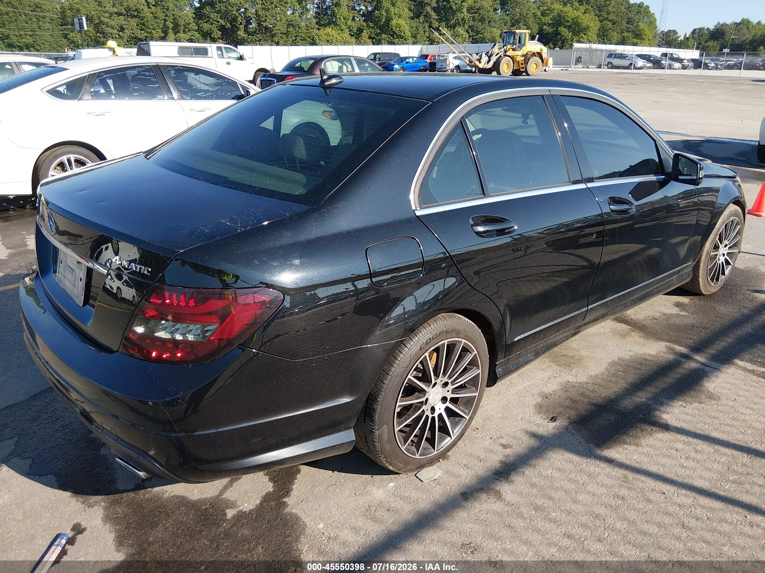2014 Mercedes-benz C 300 Sport 4matic Черный vin: WDDGF8AB7EA962203