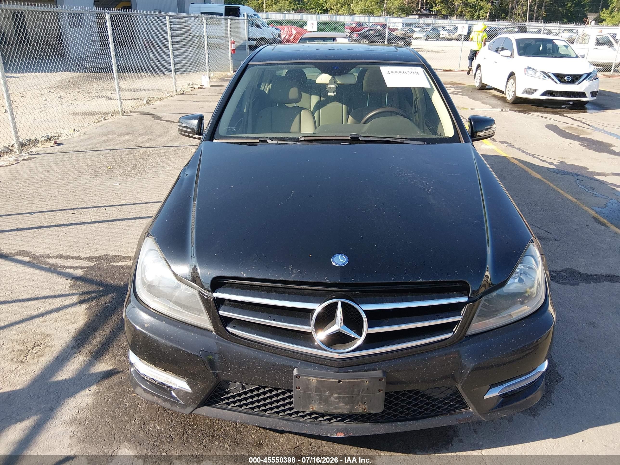 2014 Mercedes-benz C 300 Sport 4matic Черный vin: WDDGF8AB7EA962203
