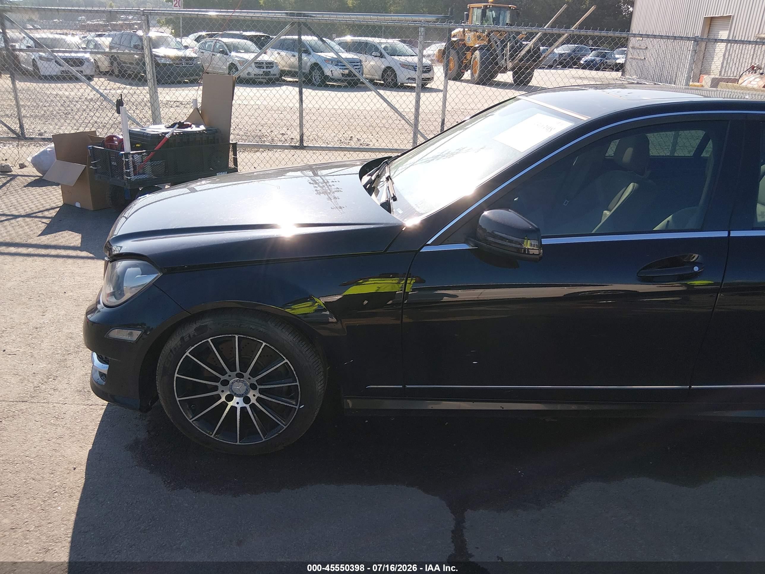 2014 Mercedes-benz C 300 Sport 4matic Черный vin: WDDGF8AB7EA962203