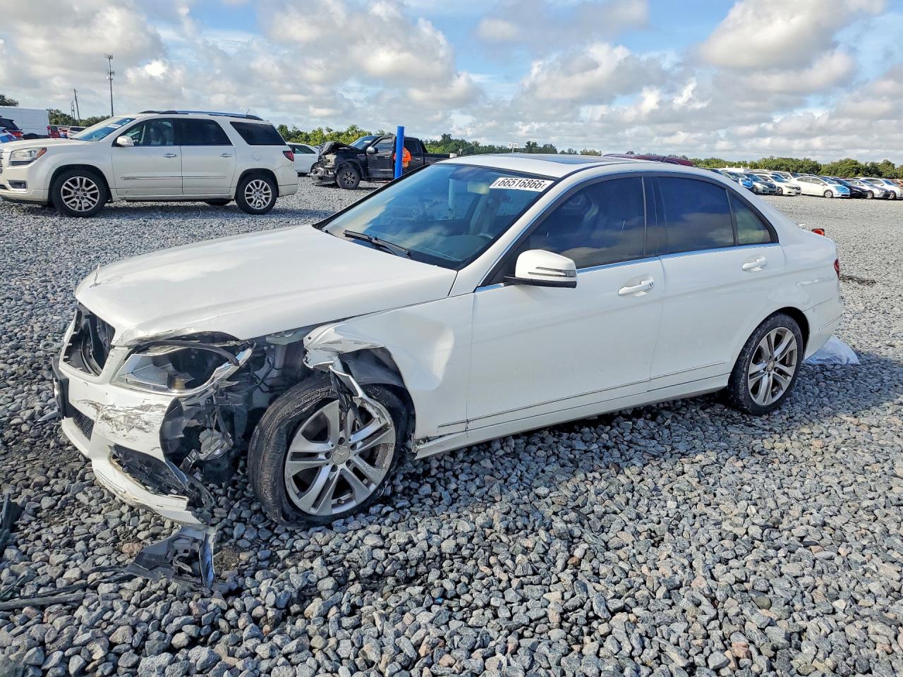 2014 Mercedes-benz C 300 4matic White vin: WDDGF8AB7EG180514