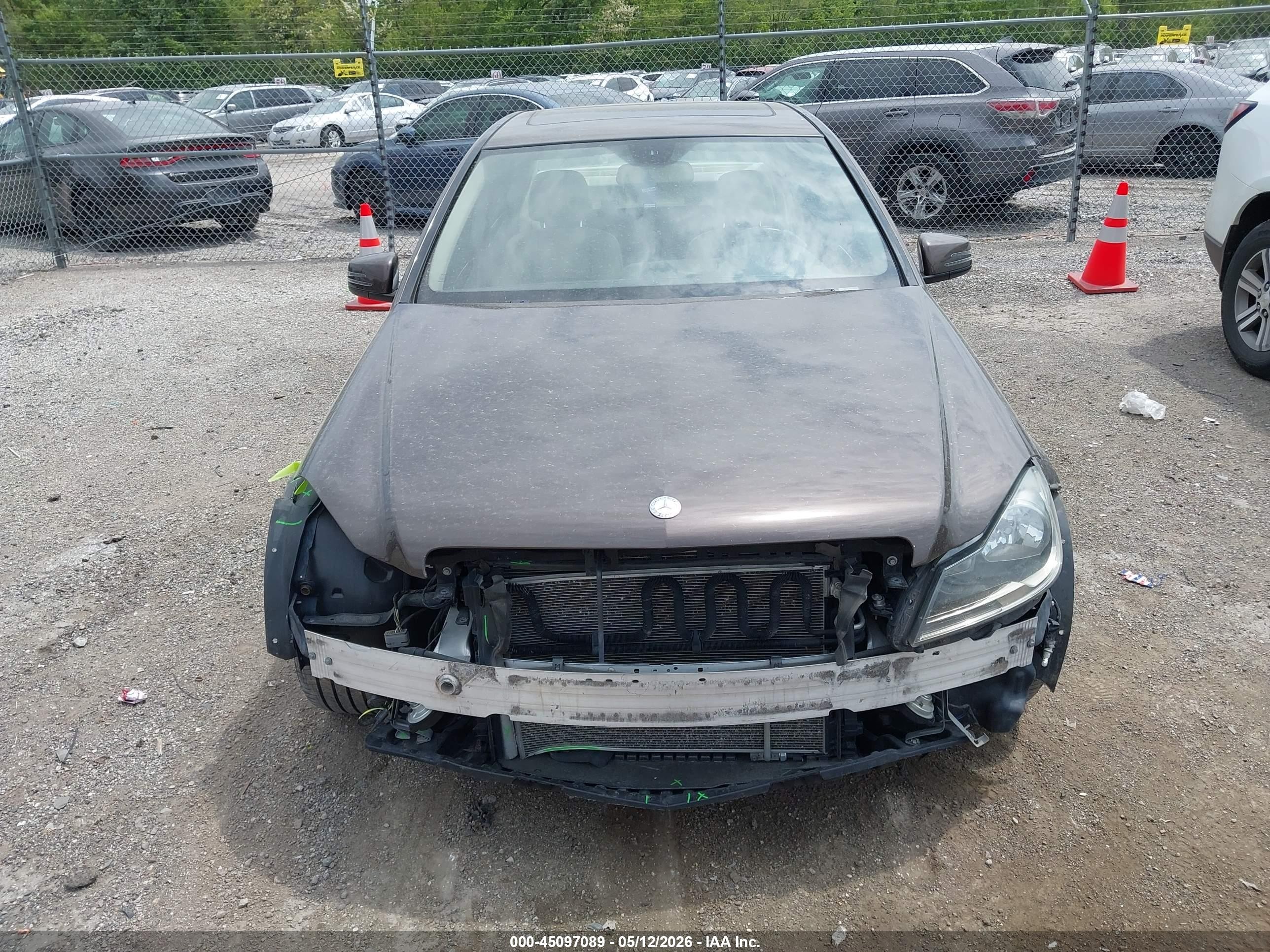 2014 Mercedes-benz C 300 Sport 4matic Brown vin: WDDGF8AB7EG198379